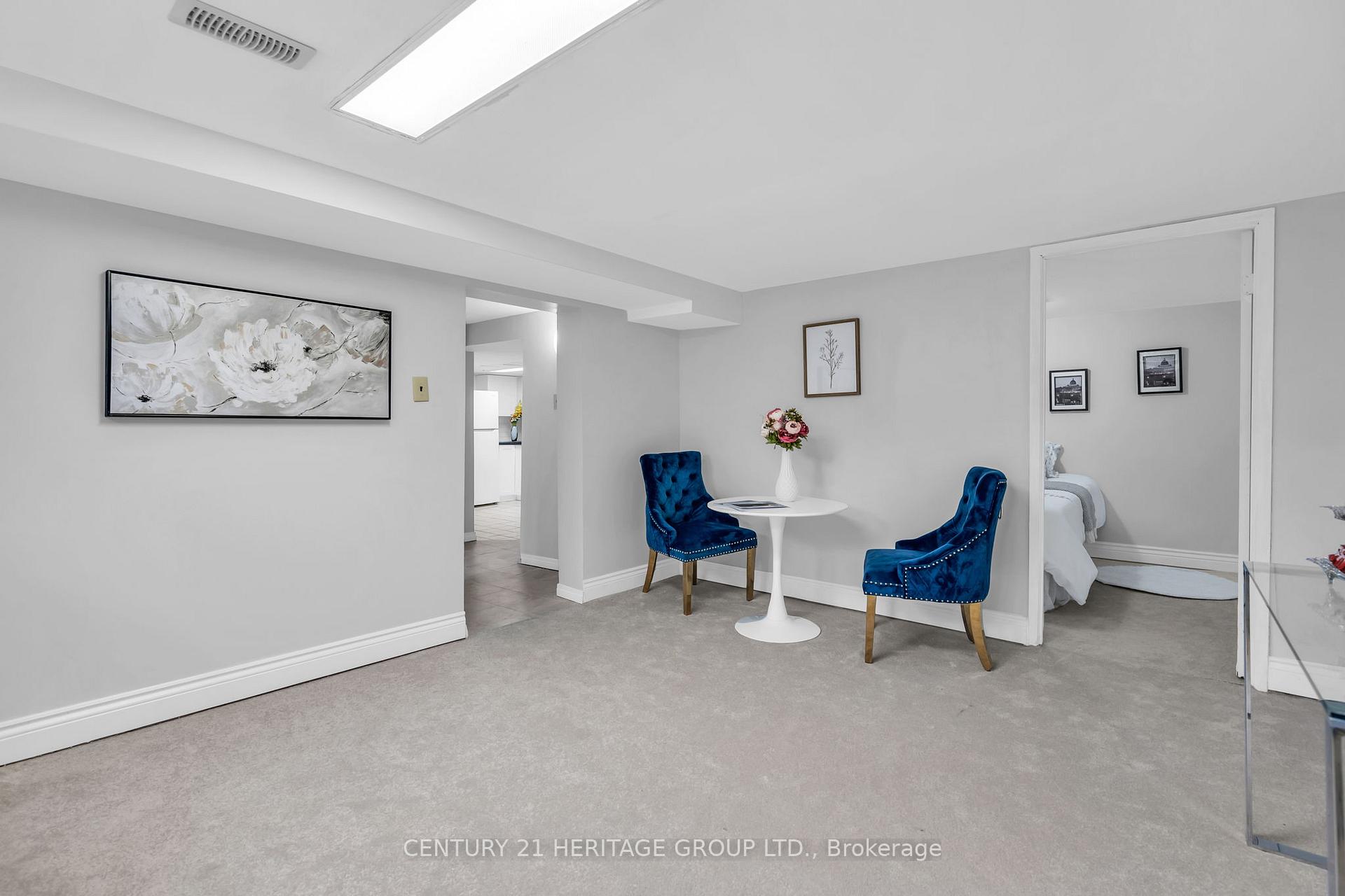 Photo 18 of 53 Wilstead Drive, Newmarket, Central Newmarket — HOMEH