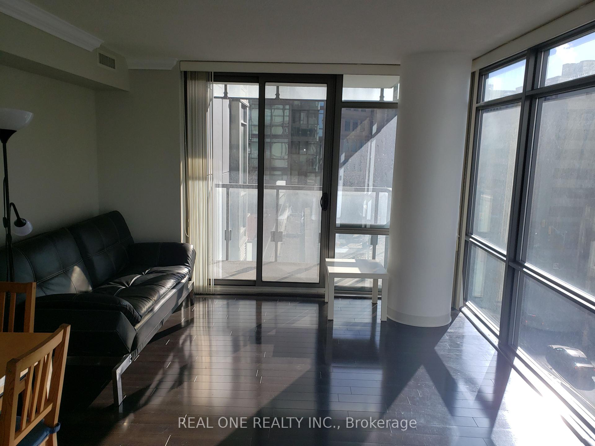 Photo 1 of Unit 402, 37 Grosvenor Street, Toronto, Bay Street Corridor — HOMEH