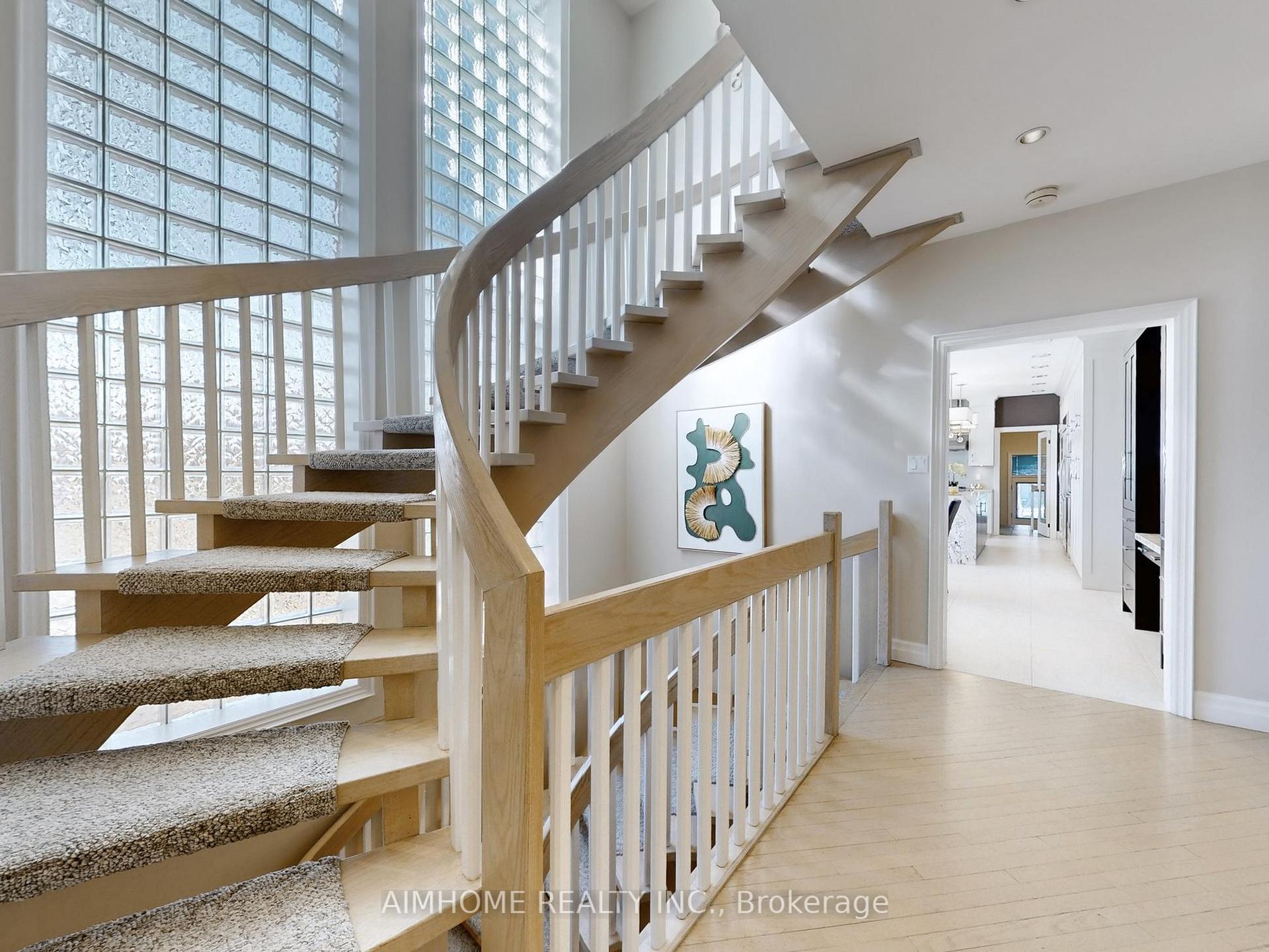 Photo 23 of 145 Renaissance Court, Vaughan, Beverley Glen — HOMEH