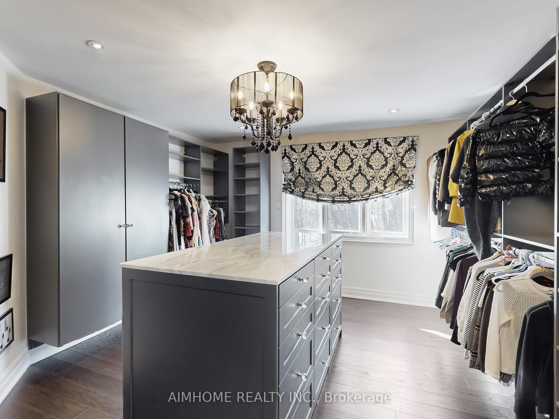 Photo 33 of 145 Renaissance Court, Vaughan, Beverley Glen — HOMEH