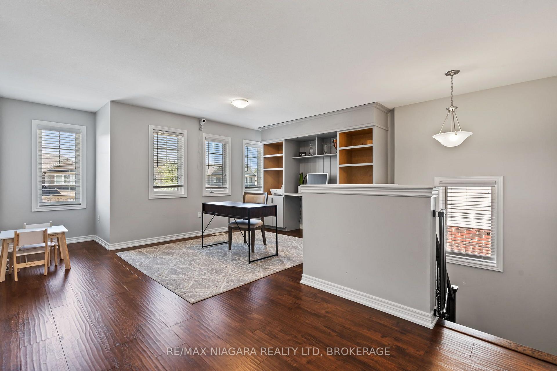 Photo 15 of 7 Riley Avenue, Pelham, Fonthill — HOMEH