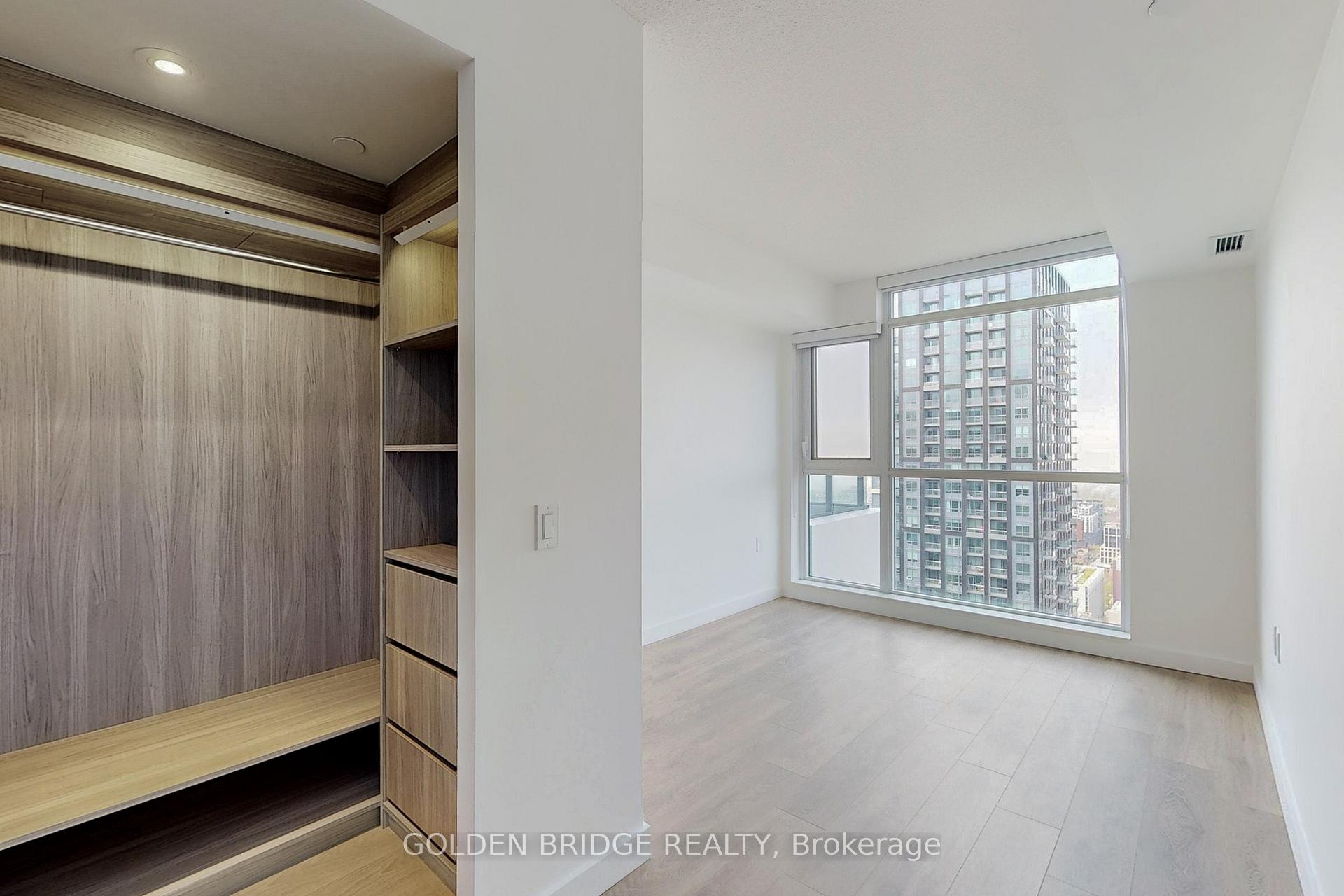 Photo 12 of Unit 4211, 38 Widmer Street, Toronto, Waterfront Communities — HOMEH