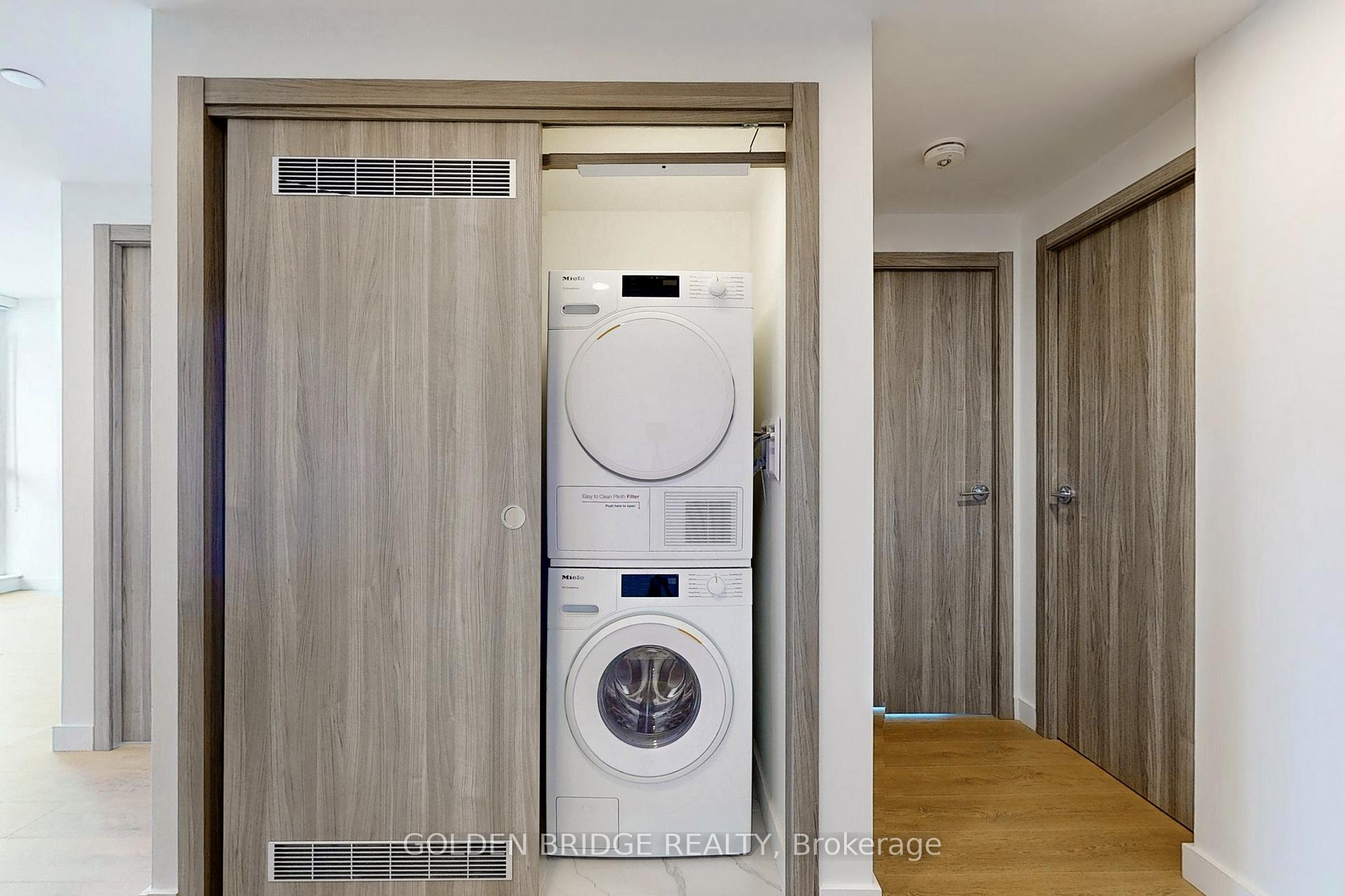 Photo 21 of Unit 4211, 38 Widmer Street, Toronto, Waterfront Communities — HOMEH