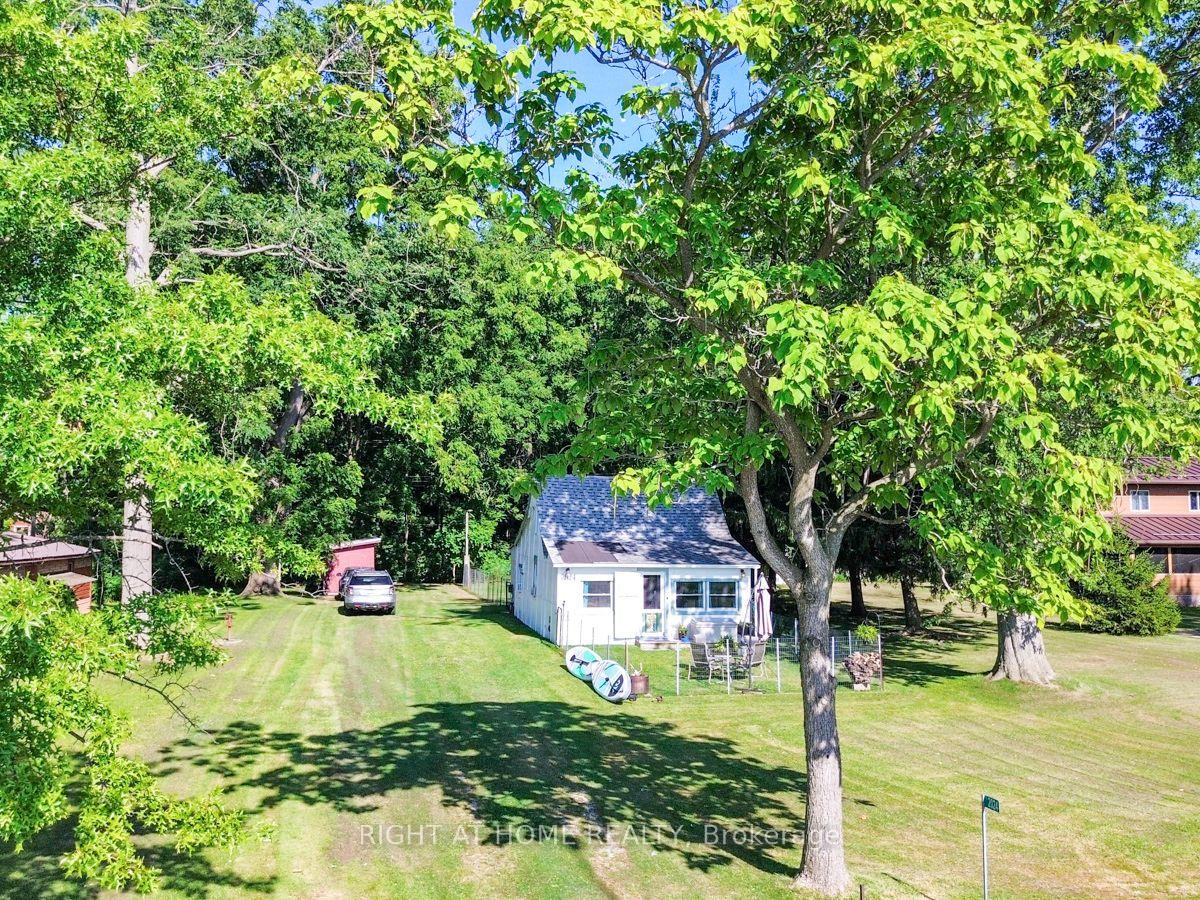 Photo 4 of 2024 River Road, Chatham-Kent, Wallaceburg — HOMEH