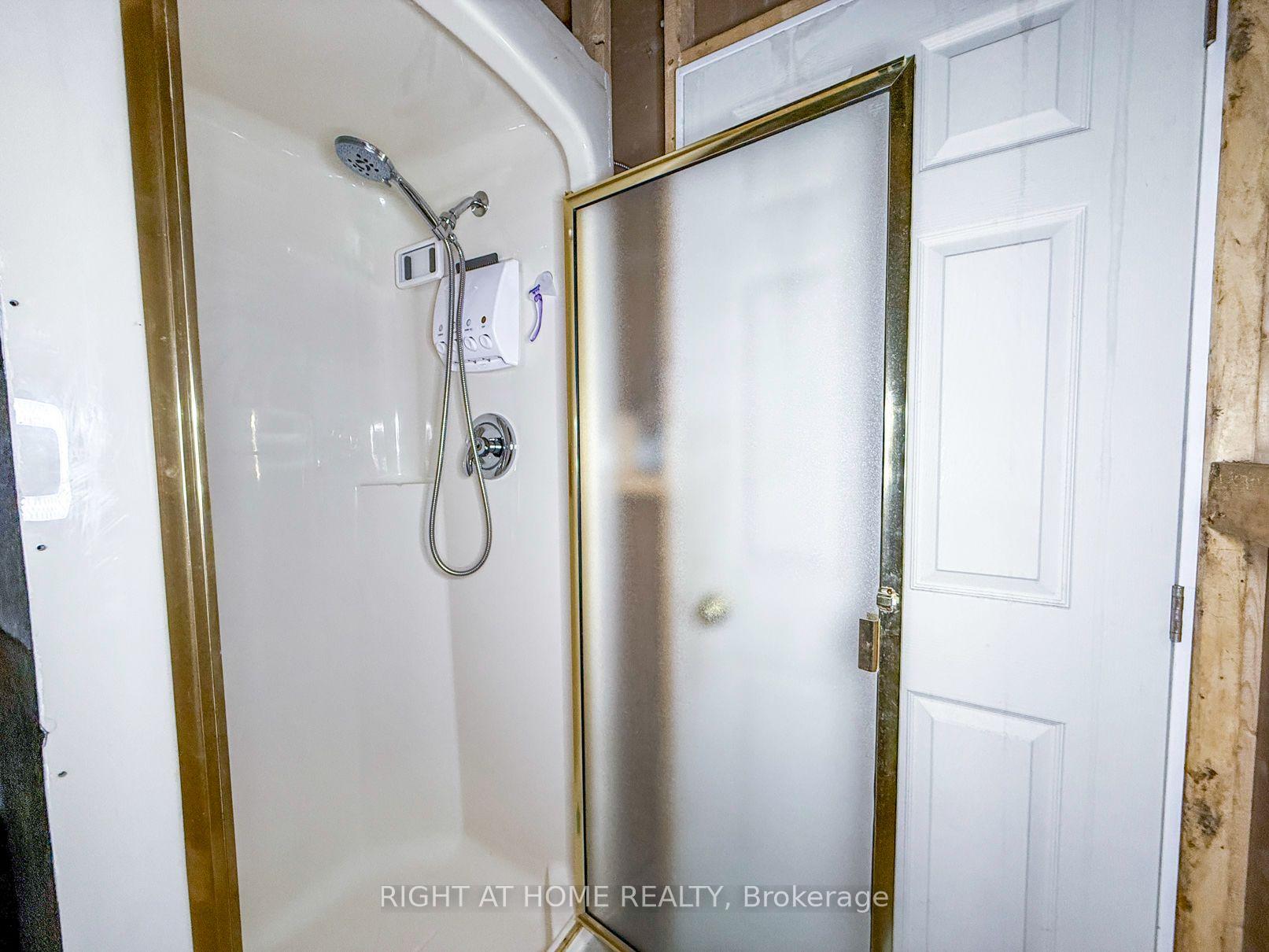 Photo 21 of 2024 River Road, Chatham-Kent, Wallaceburg — HOMEH