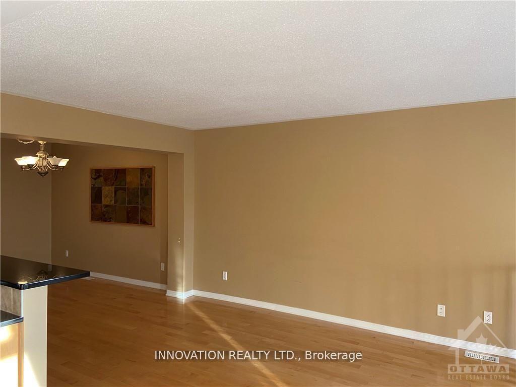 Photo 10 of 288 Goldridge Drive, Ottawa, Kanata - Kanata Lakes/Heritage Hills — HOMEH