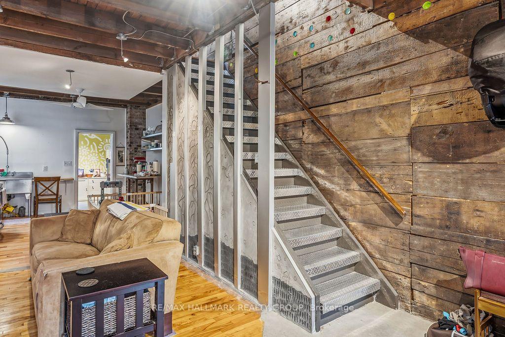 Photo 9 of 439 Kent Street, Ottawa, Ottawa Centre — HOMEH