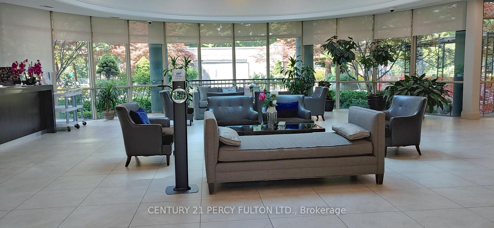 Photo 4 of Unit 709, 28 Harrison Garden Boulevard, North York, Willowdale East — HOMEH