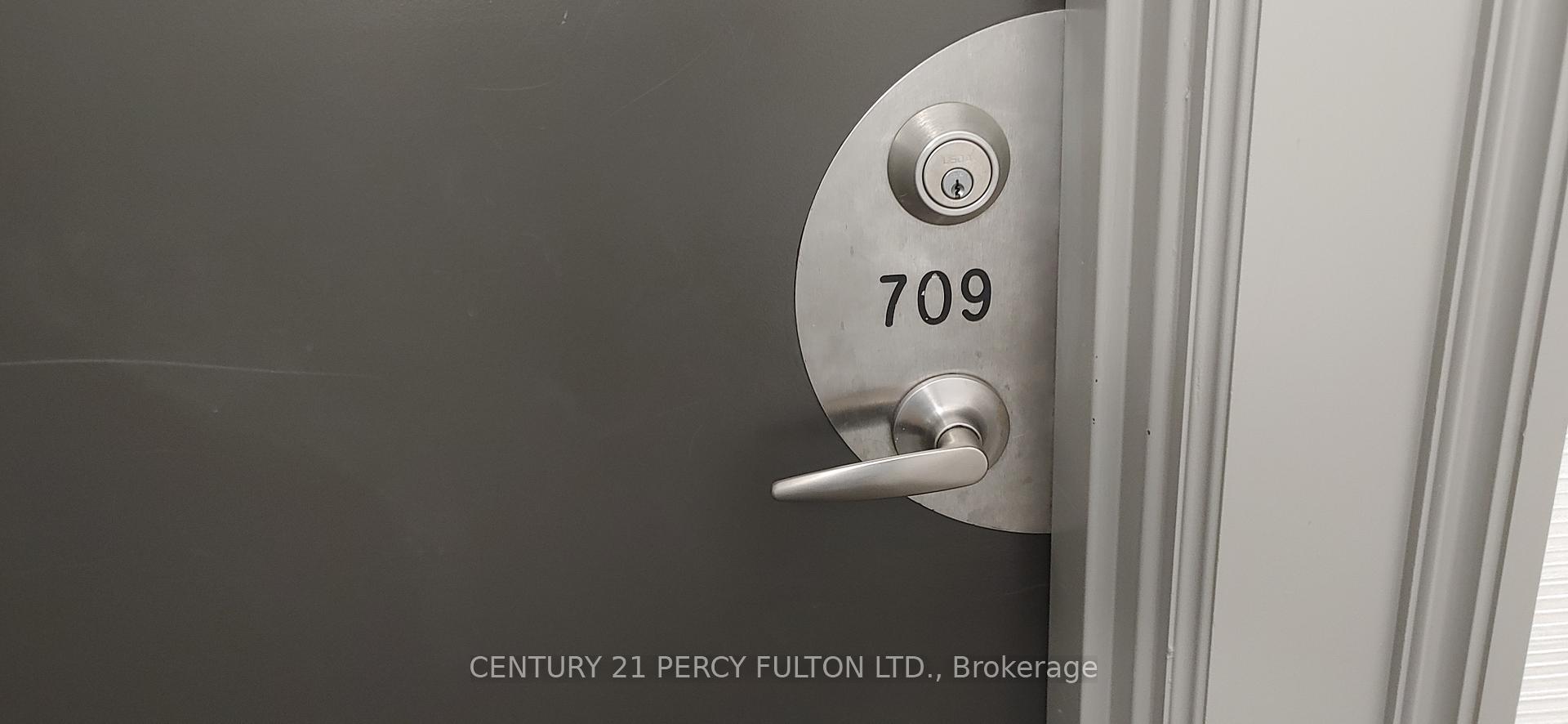 Photo 7 of Unit 709, 28 Harrison Garden Boulevard, North York, Willowdale East — HOMEH