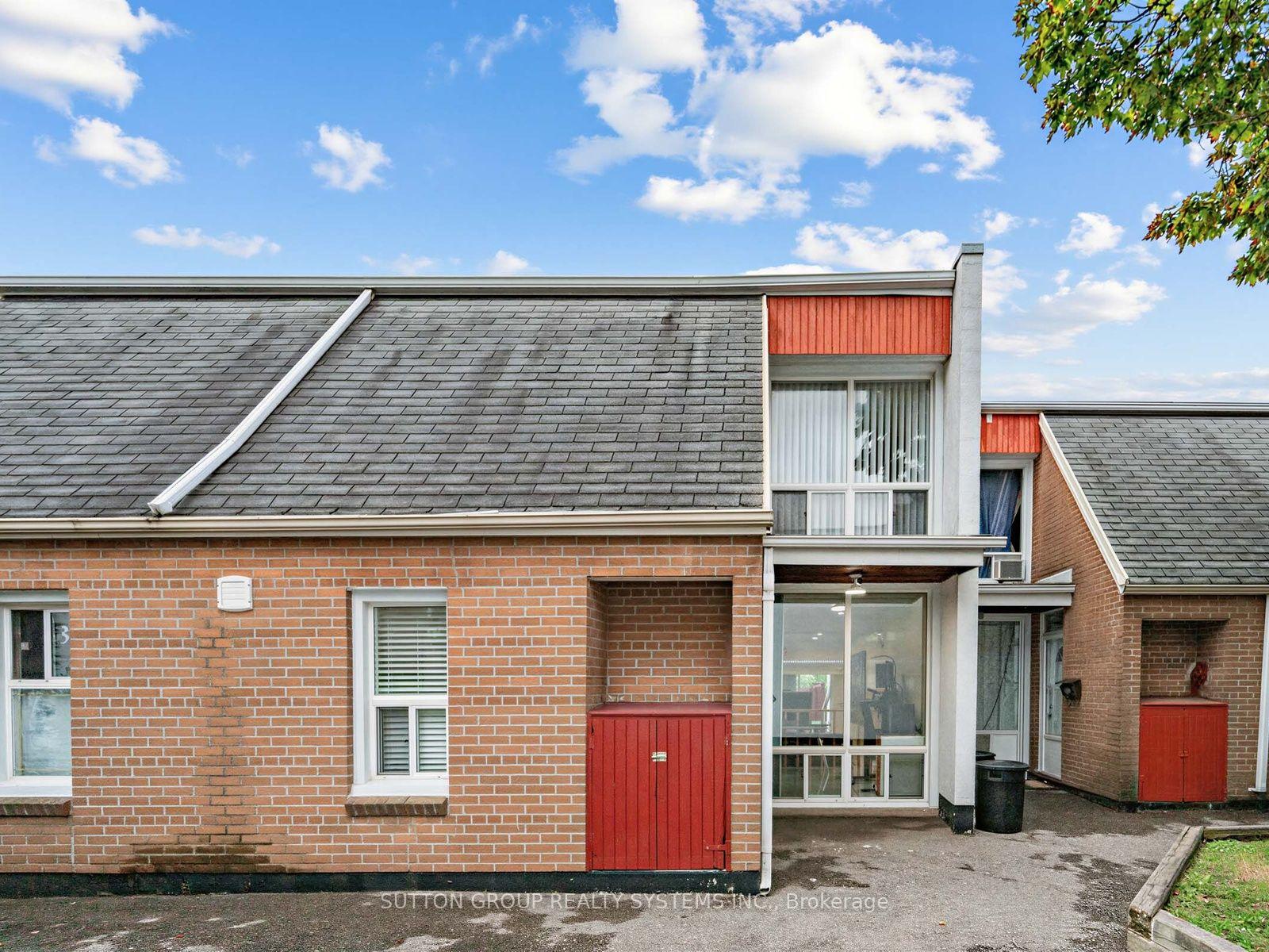 Photo 2 of Unit 86, 2901 Jane Street, North York, Glenfield-Jane Heights — HOMEH
