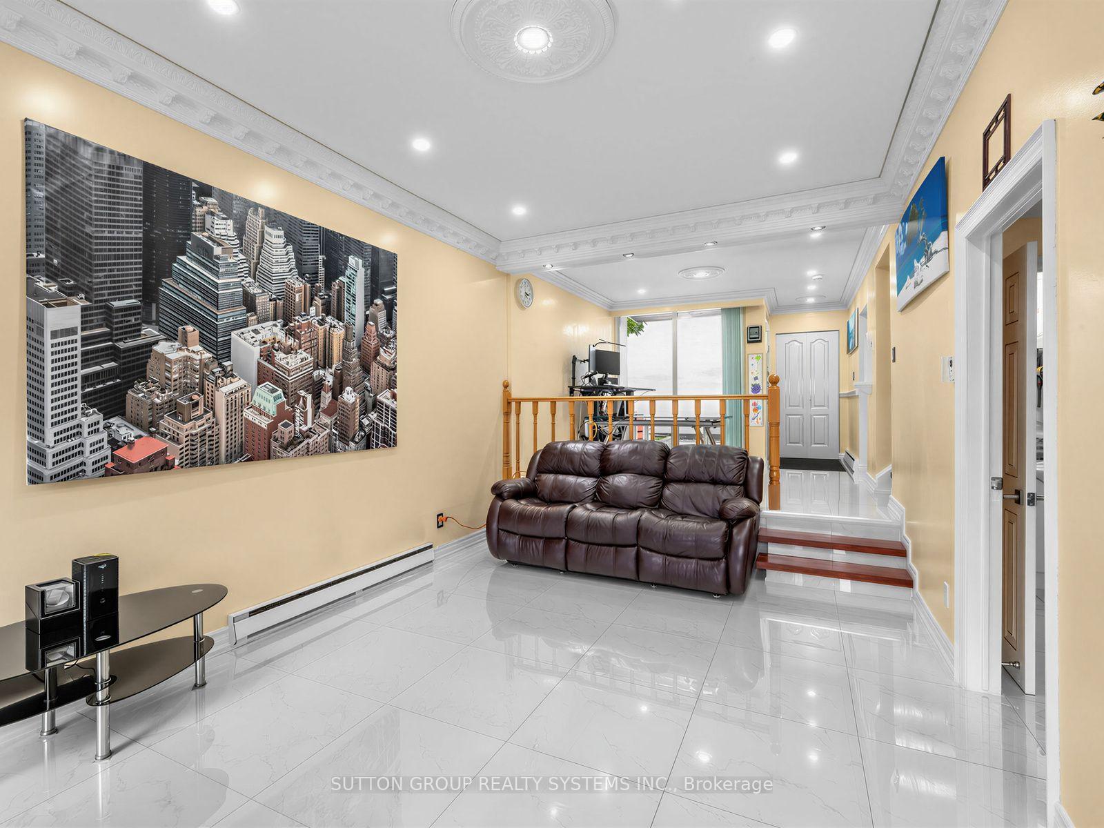 Photo 12 of Unit 86, 2901 Jane Street, North York, Glenfield-Jane Heights — HOMEH