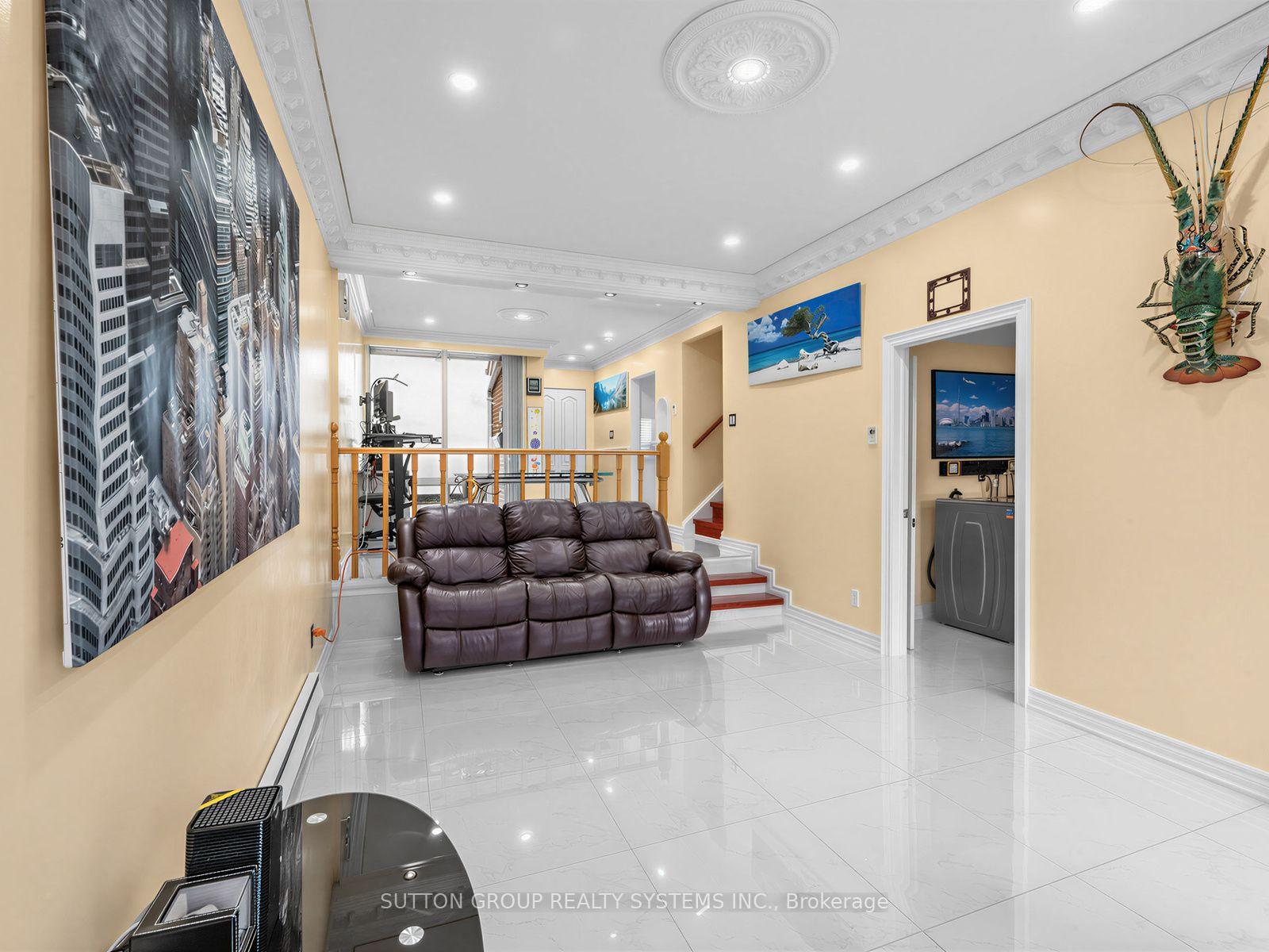 Photo 13 of Unit 86, 2901 Jane Street, North York, Glenfield-Jane Heights — HOMEH