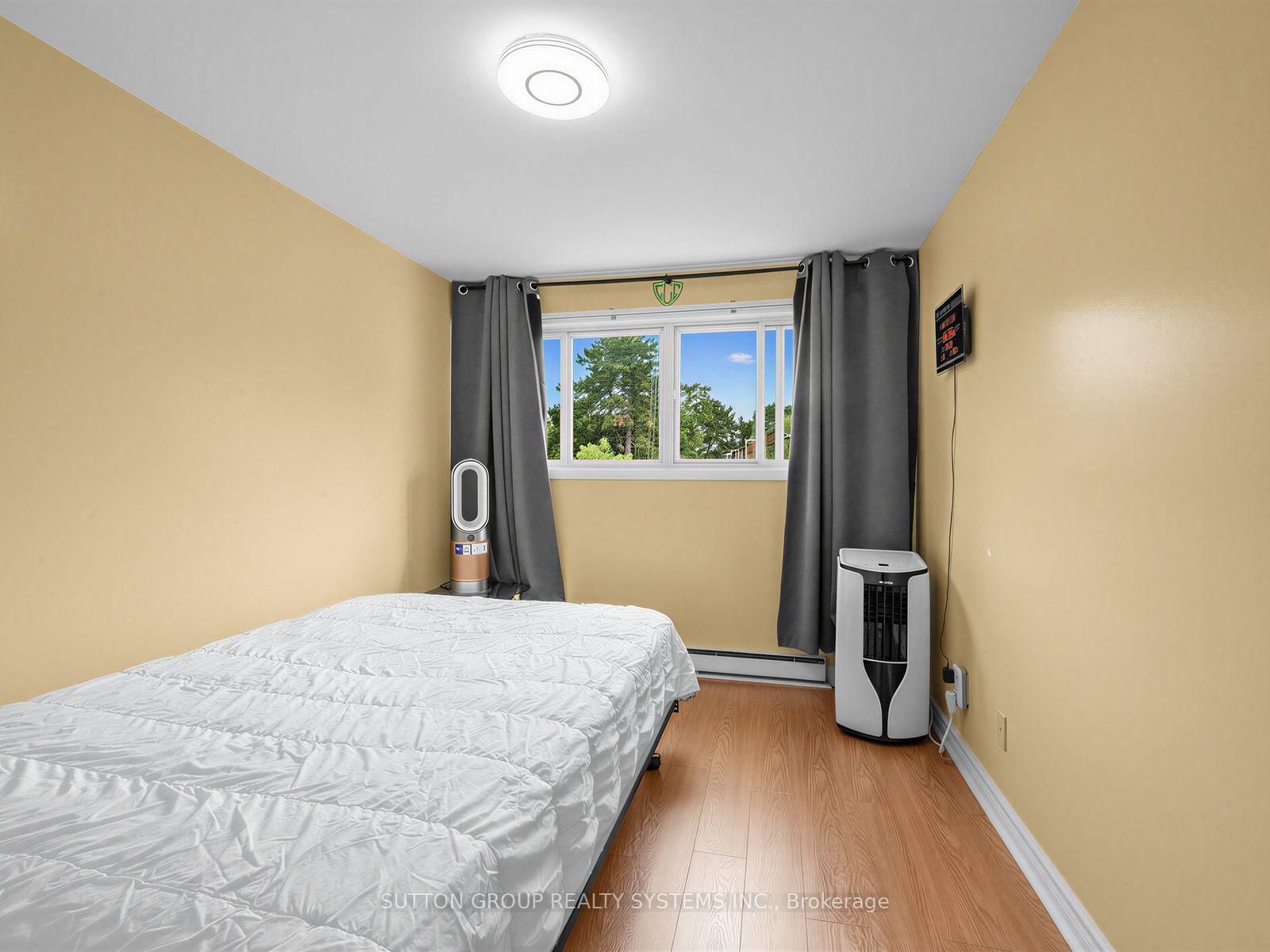 Photo 18 of Unit 86, 2901 Jane Street, North York, Glenfield-Jane Heights — HOMEH