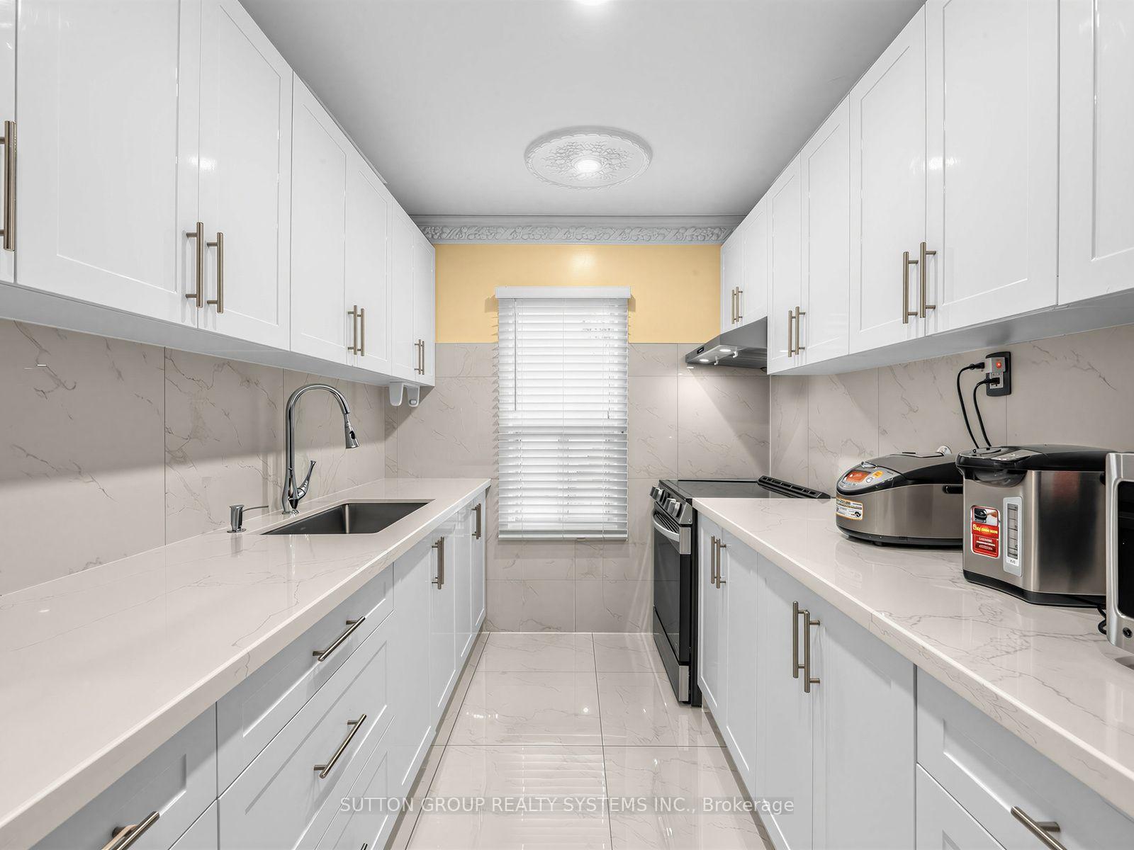 Photo 28 of Unit 86, 2901 Jane Street, North York, Glenfield-Jane Heights — HOMEH