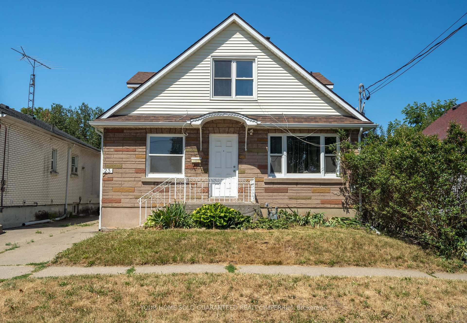 Photo 1 of Unit 2, 23 Augusta Avenue, St. Catharines, Facer — HOMEH
