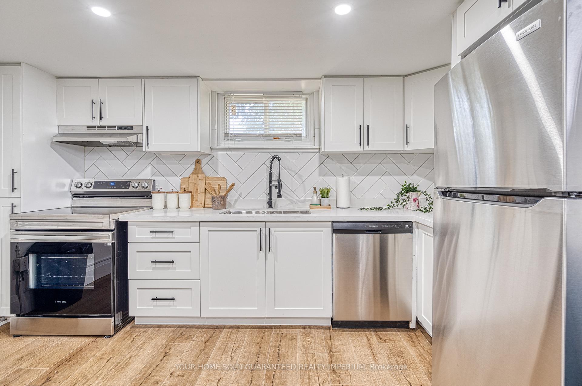 Photo 8 of Unit 2, 23 Augusta Avenue, St. Catharines, Facer — HOMEH