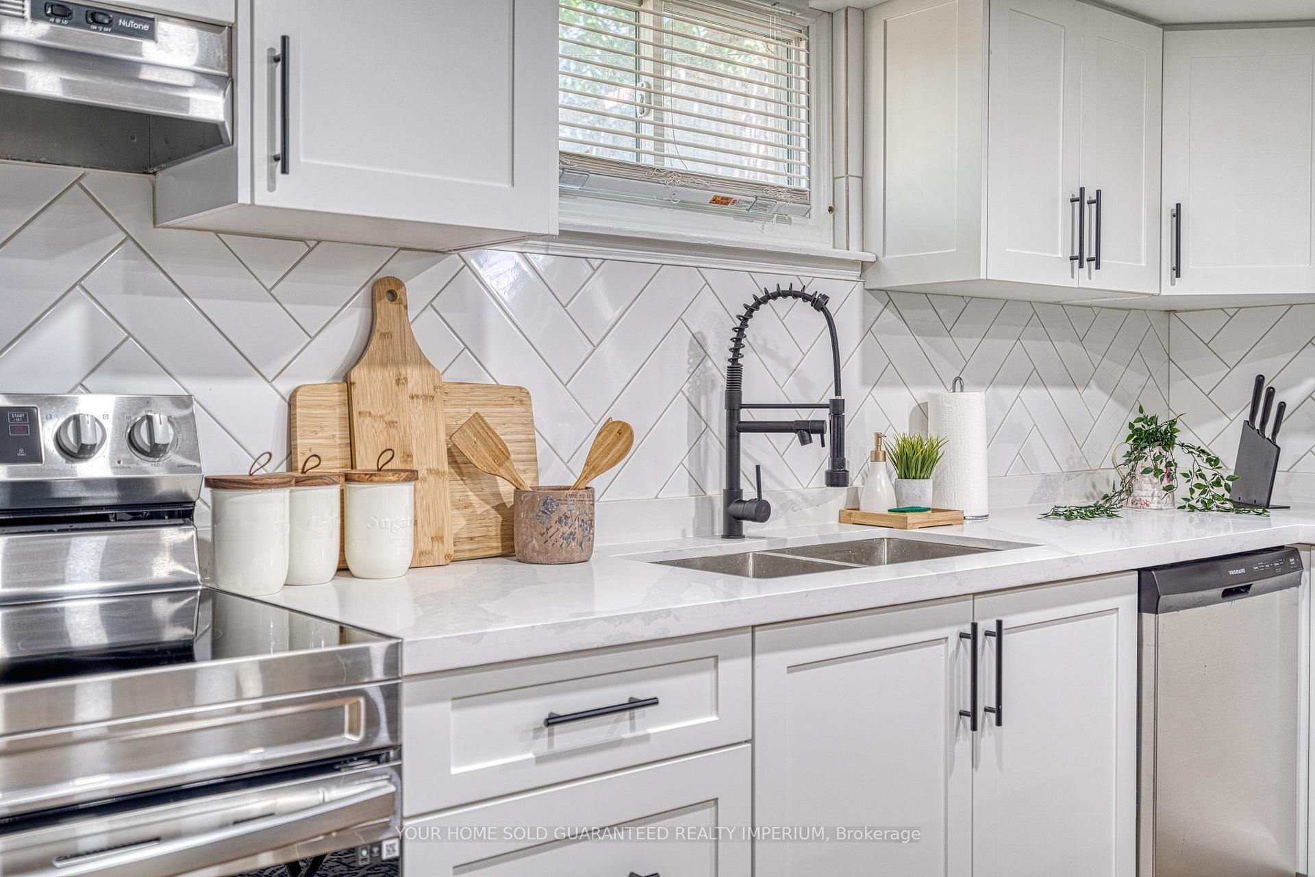 Photo 9 of Unit 2, 23 Augusta Avenue, St. Catharines, Facer — HOMEH