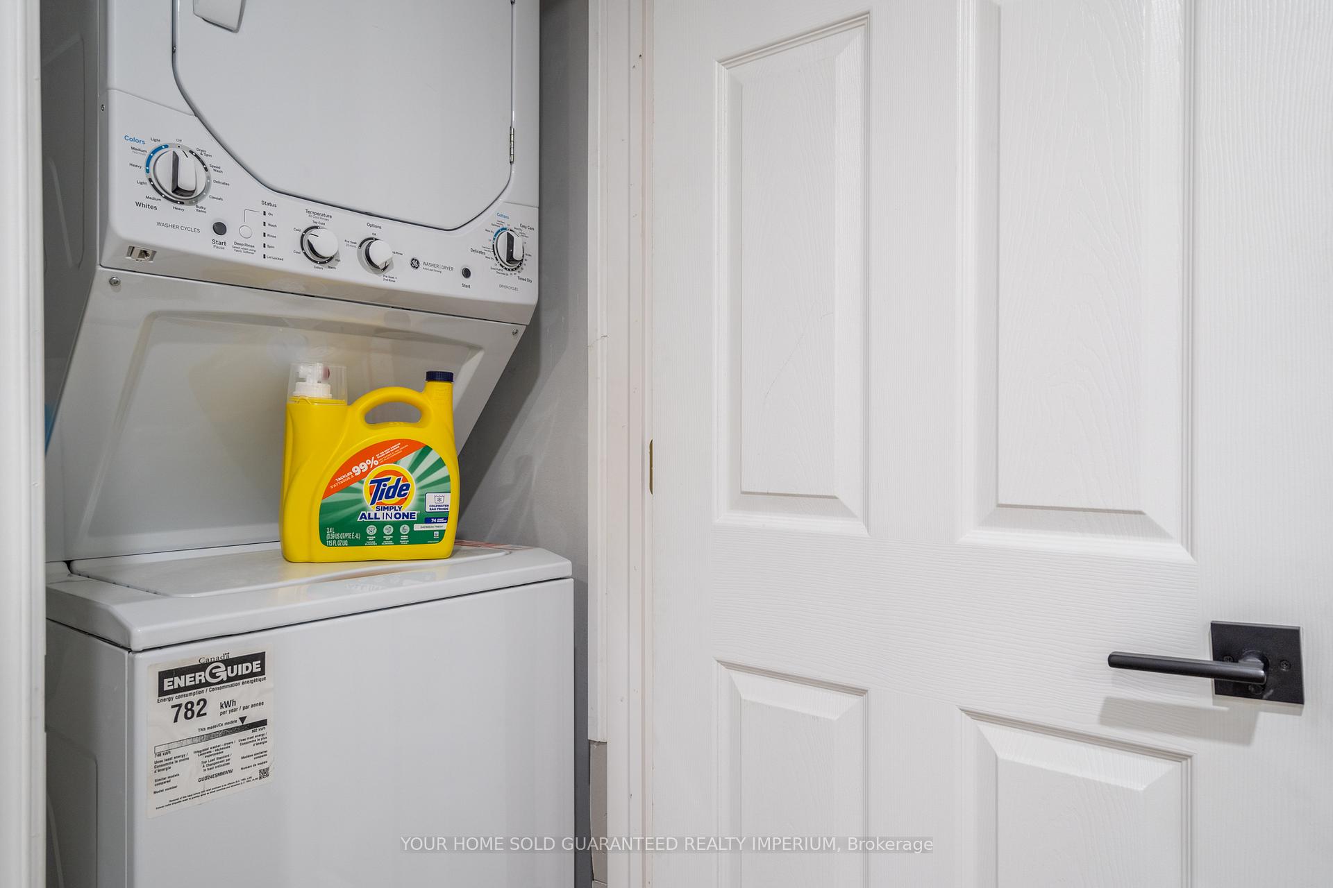 Photo 16 of Unit 2, 23 Augusta Avenue, St. Catharines, Facer — HOMEH