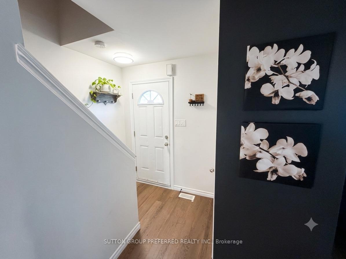 Photo 4 of Unit 27, 825 Dundalk Drive, London, South Q — HOMEH