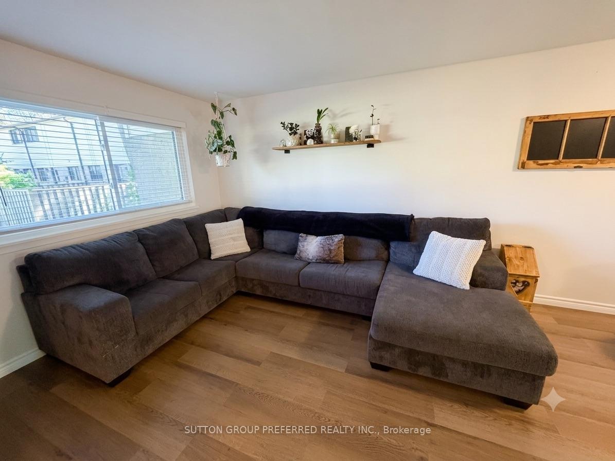 Photo 7 of Unit 27, 825 Dundalk Drive, London, South Q — HOMEH
