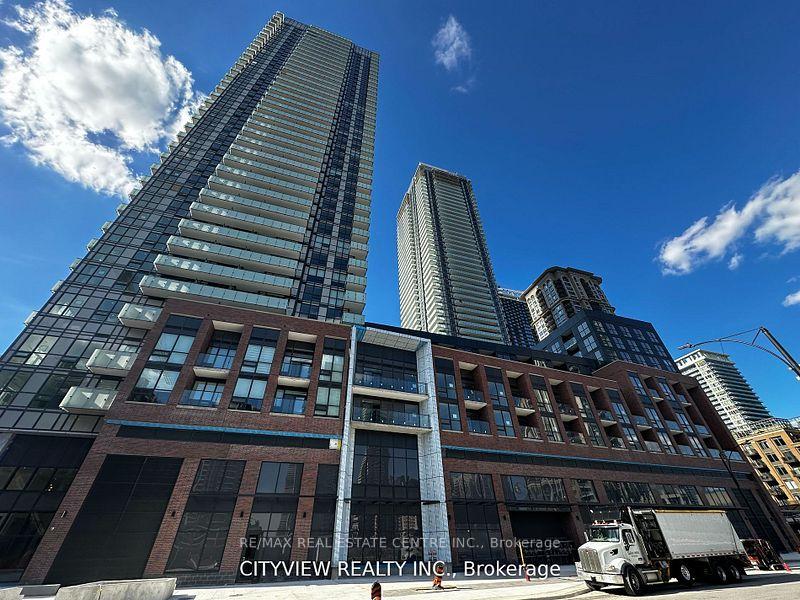 Front of Unit 3001, 4130 Parkside Village
