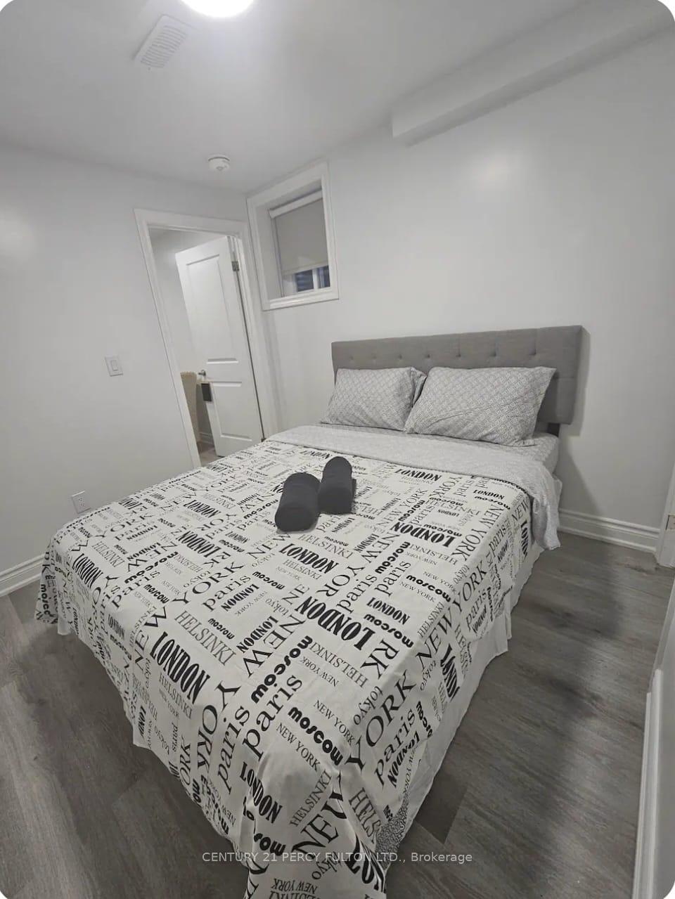 Photo 3 of Unit 1, 54 Baycliffe Drive, Whitby, Williamsburg — HOMEH