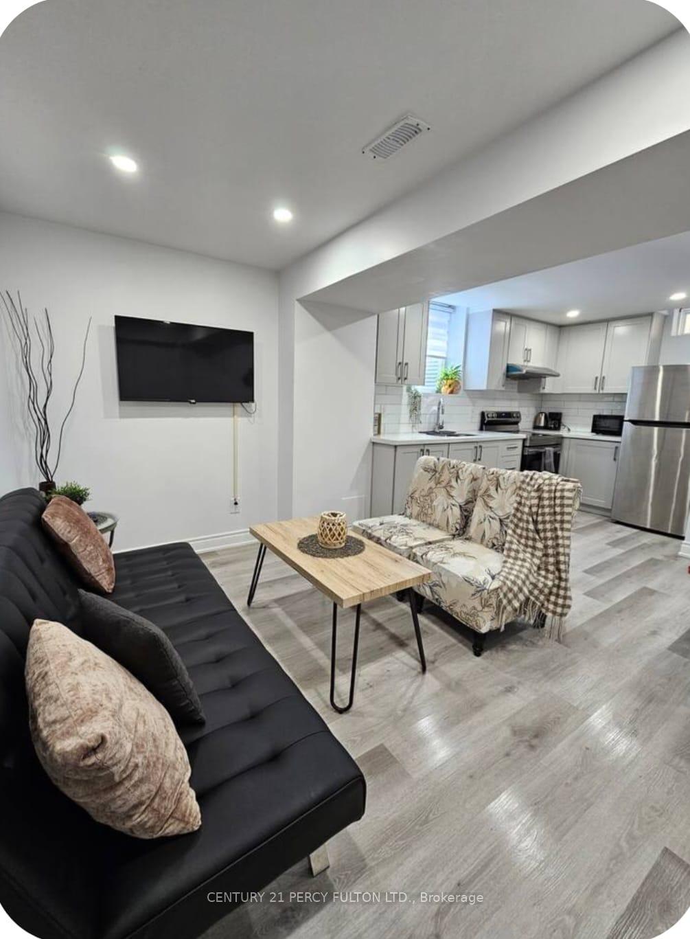 Photo 2 of Unit 2, 54 Baycliffe Drive, Whitby, Williamsburg — HOMEH