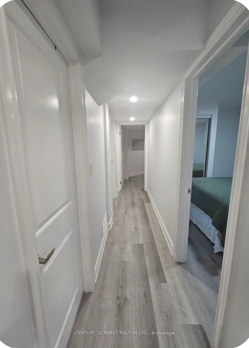 Photo 3 of Unit 2, 54 Baycliffe Drive, Whitby, Williamsburg — HOMEH