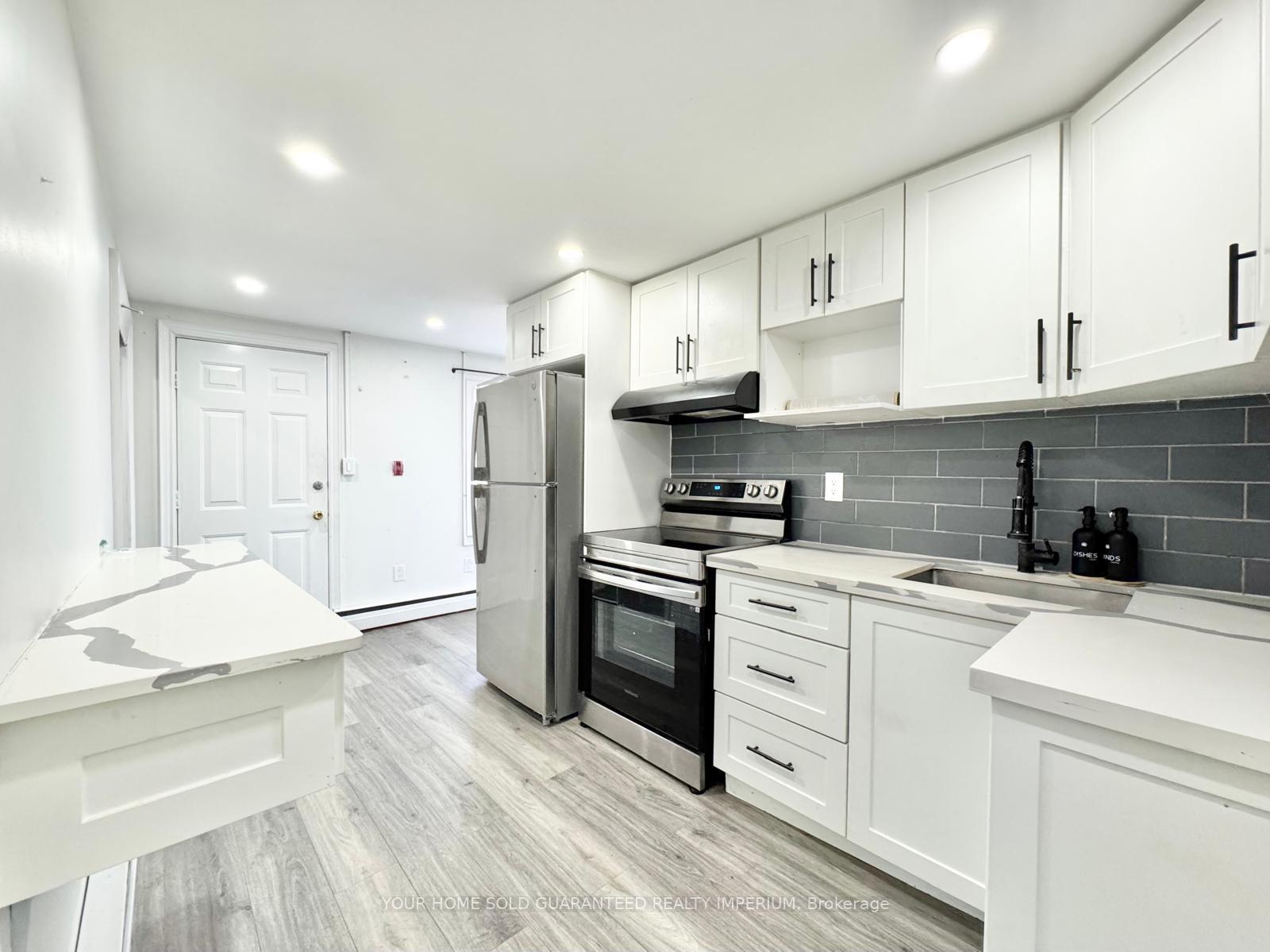 Photo 2 of Unit 5E, 2 Klines Avenue, Welland, Broadway — HOMEH