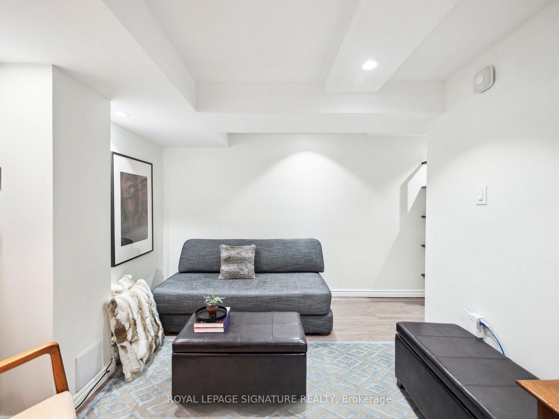 Photo 14 of 24 Anvil Millway, North York, St. Andrew-Windfields — HOMEH