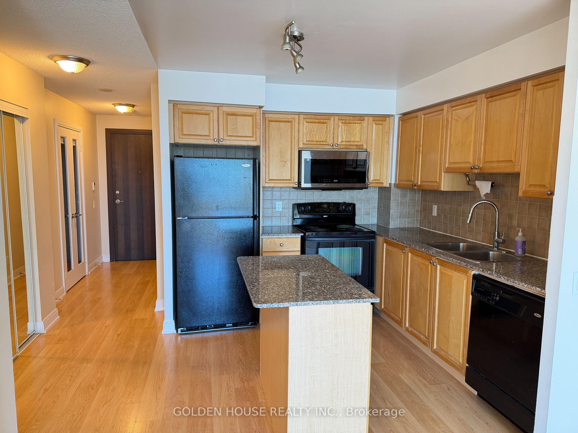 Photo 6 of Unit 1838, 35 Viking Lane, Etobicoke, Islington-City Centre West — HOMEH