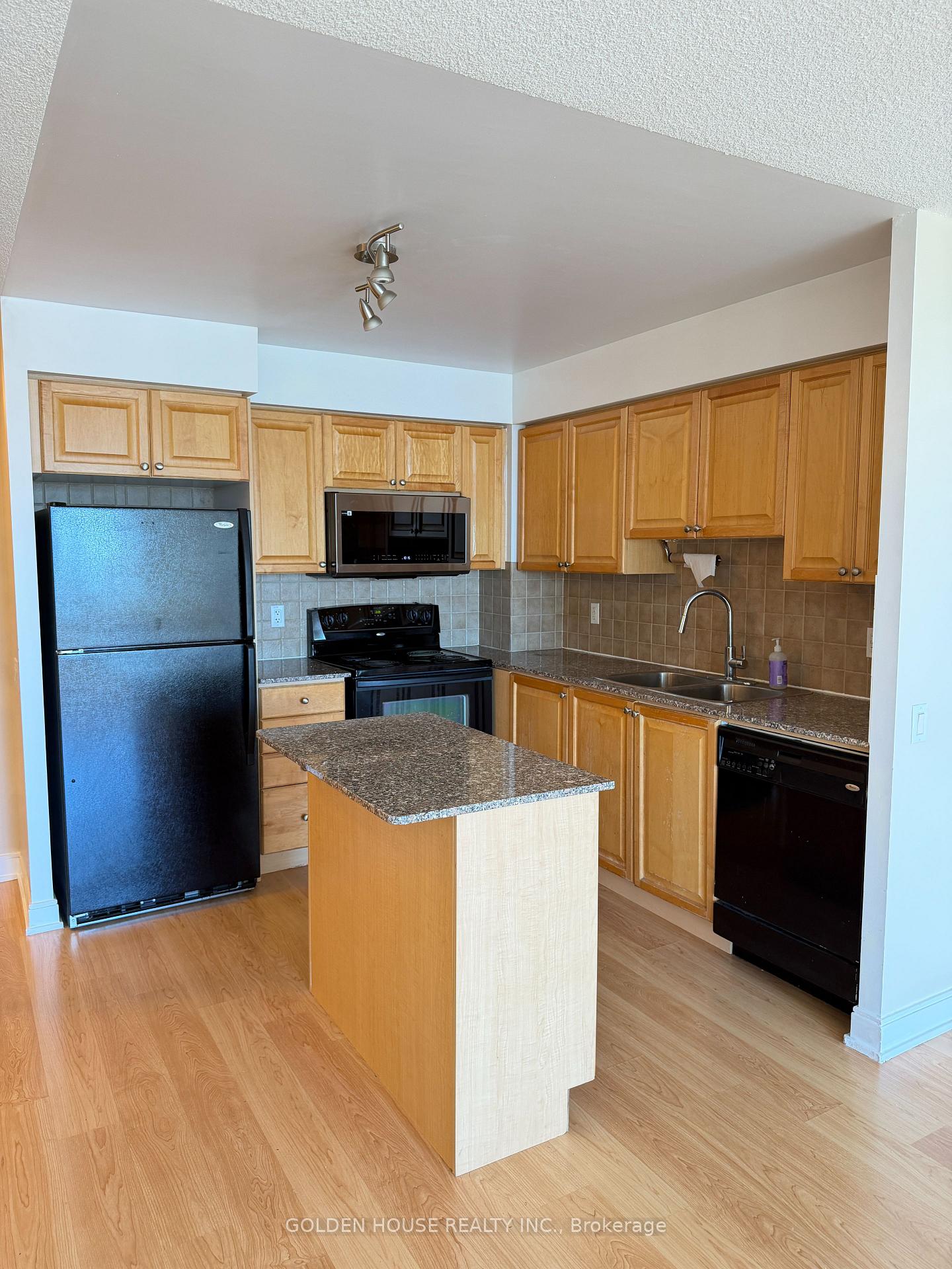Photo 8 of Unit 1838, 35 Viking Lane, Etobicoke, Islington-City Centre West — HOMEH