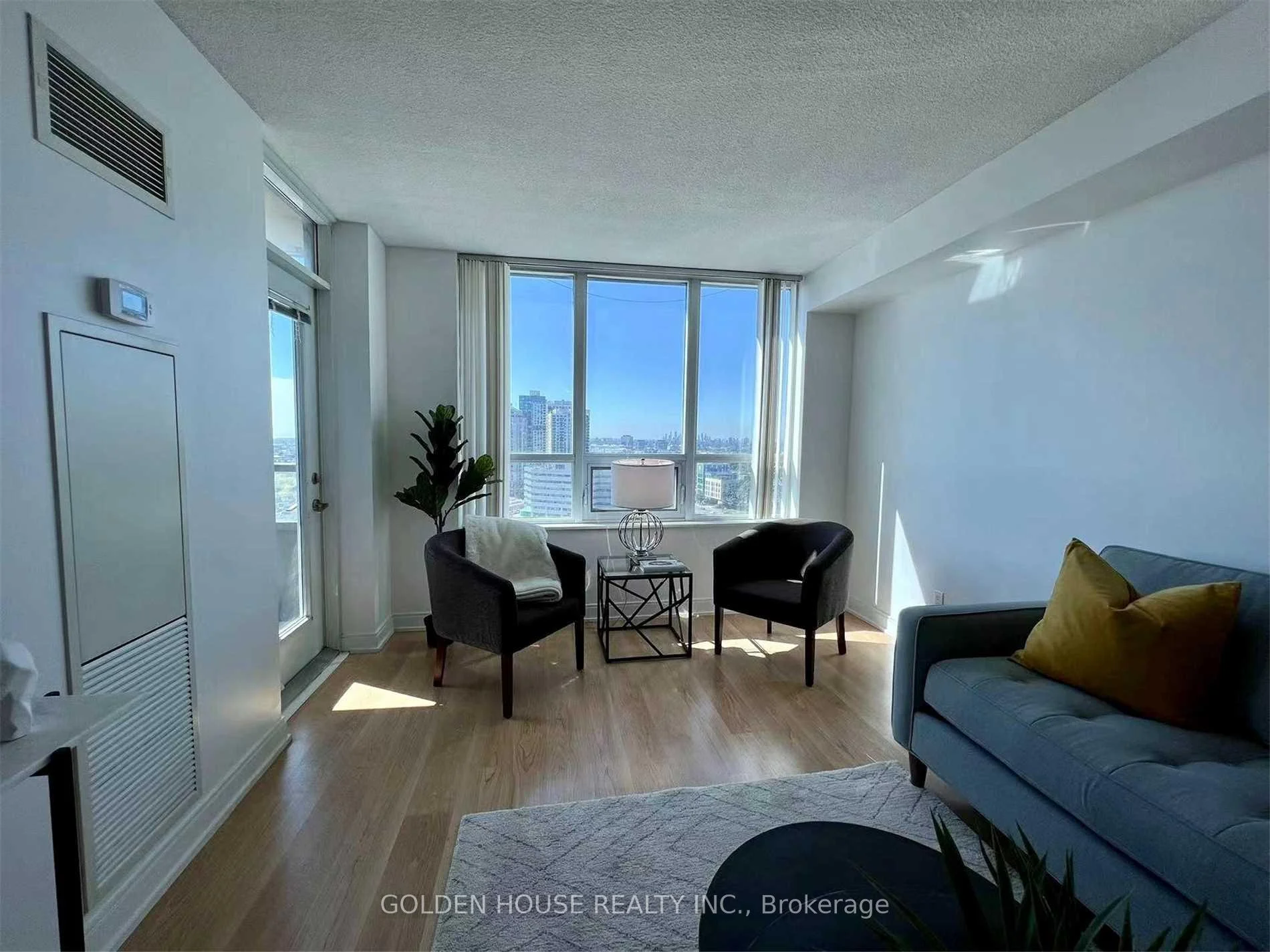 Photo 5 of Unit 1838, 35 Viking Lane, Etobicoke, Islington-City Centre West — HOMEH