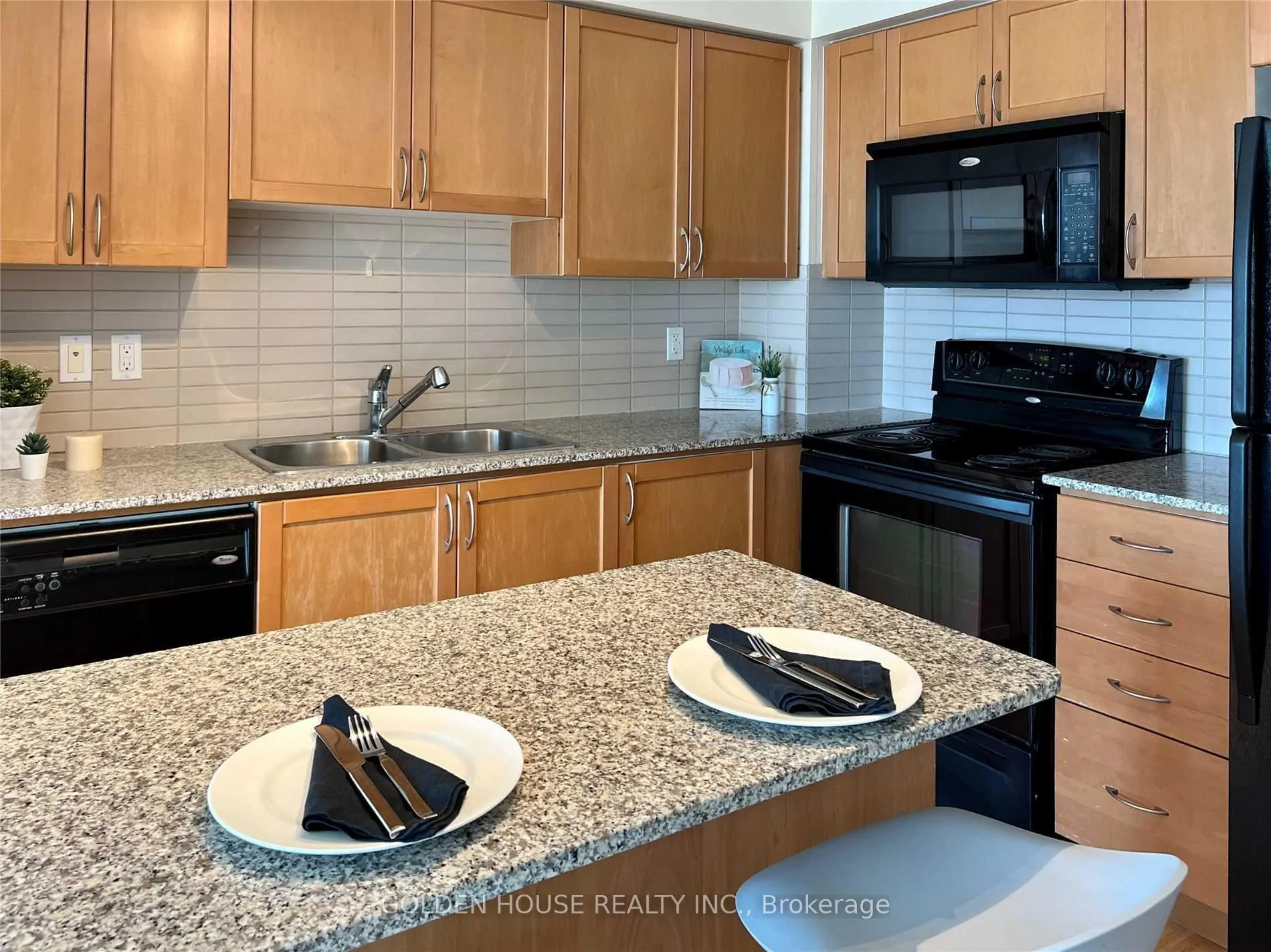 Photo 7 of Unit 1838, 35 Viking Lane, Etobicoke, Islington-City Centre West — HOMEH