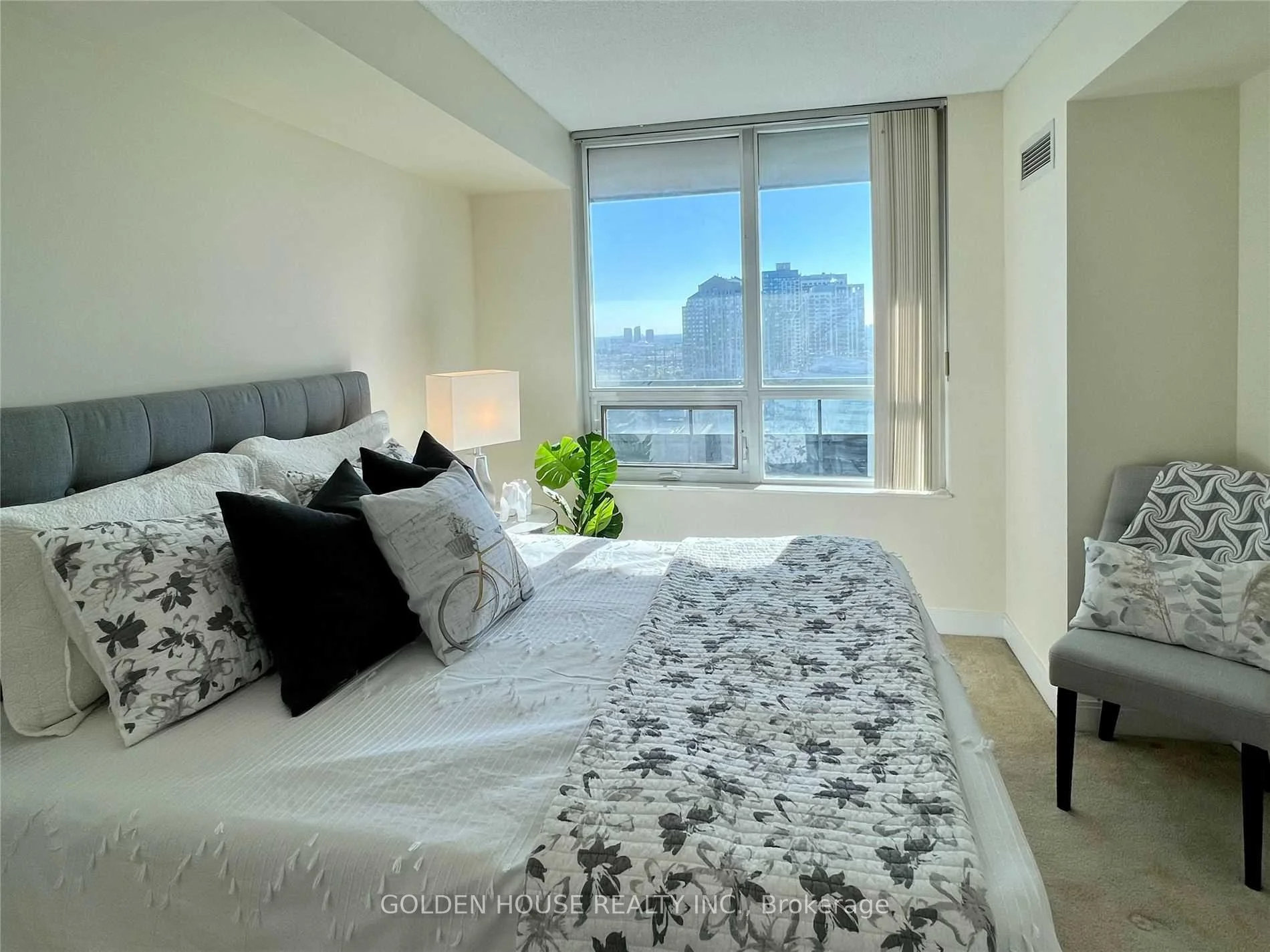 Photo 15 of Unit 1838, 35 Viking Lane, Etobicoke, Islington-City Centre West — HOMEH