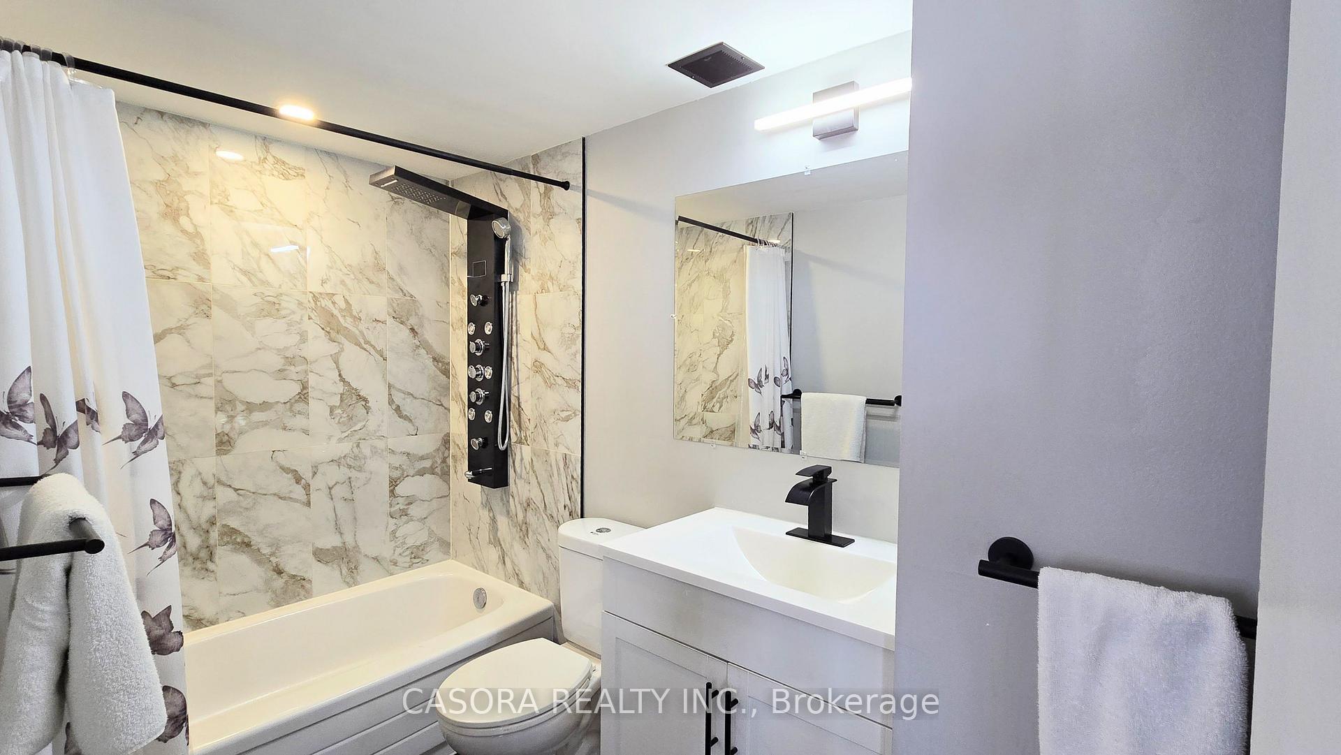 Photo 5 of Unit 3003, 150 Charlton Avenue E, Hamilton, Corktown — HOMEH