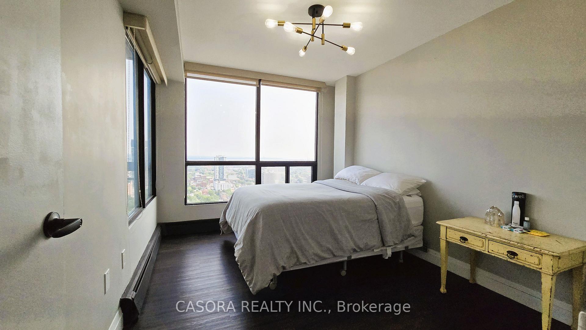 Photo 19 of Unit 3003, 150 Charlton Avenue E, Hamilton, Corktown — HOMEH