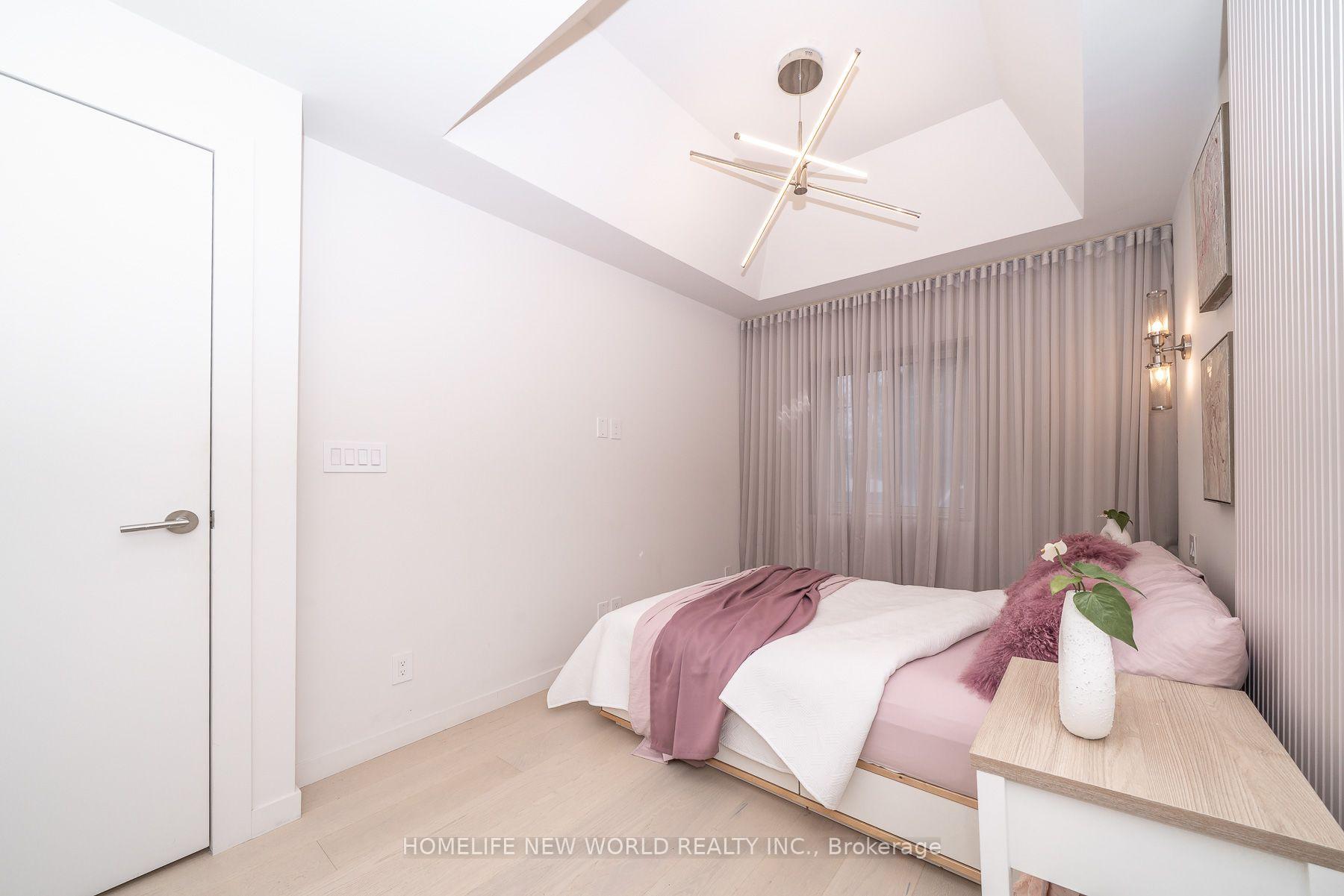 Photo 24 of 30 Carling Avenue, Toronto, Dovercourt-Wallace Emerson-Junction — HOMEH