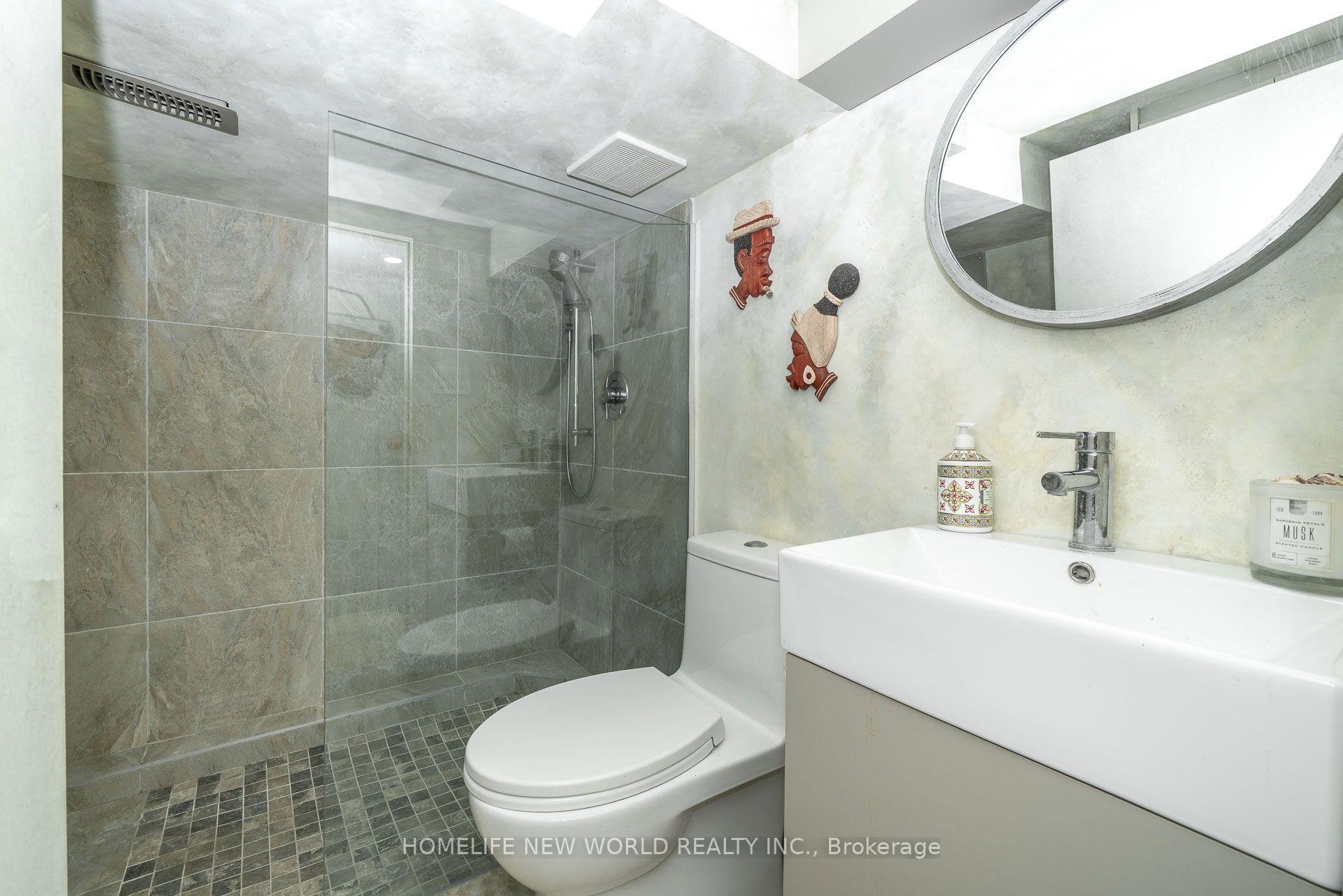 Photo 36 of 30 Carling Avenue, Toronto, Dovercourt-Wallace Emerson-Junction — HOMEH