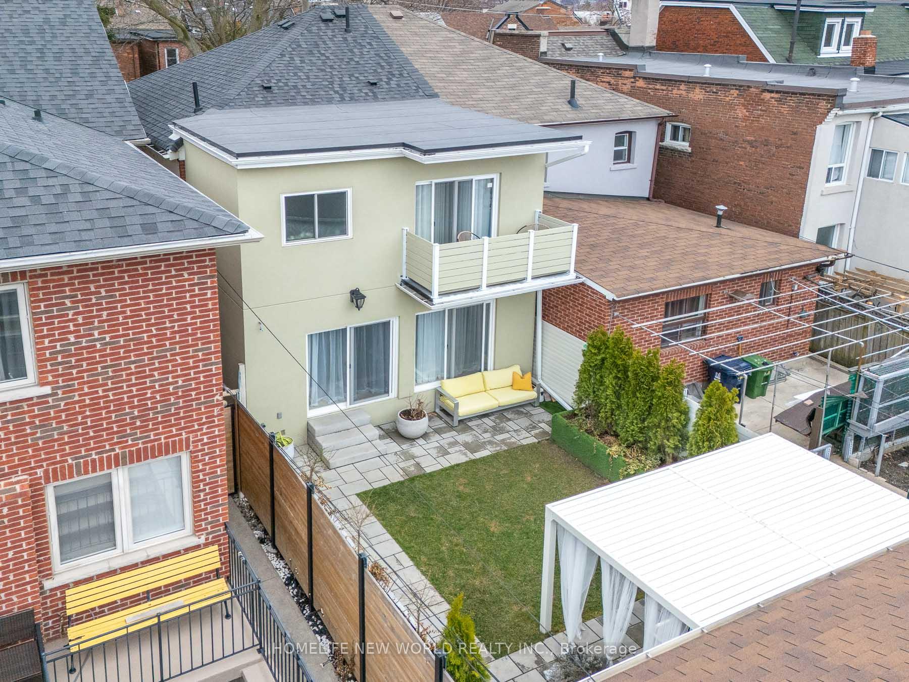 Photo 45 of 30 Carling Avenue, Toronto, Dovercourt-Wallace Emerson-Junction — HOMEH