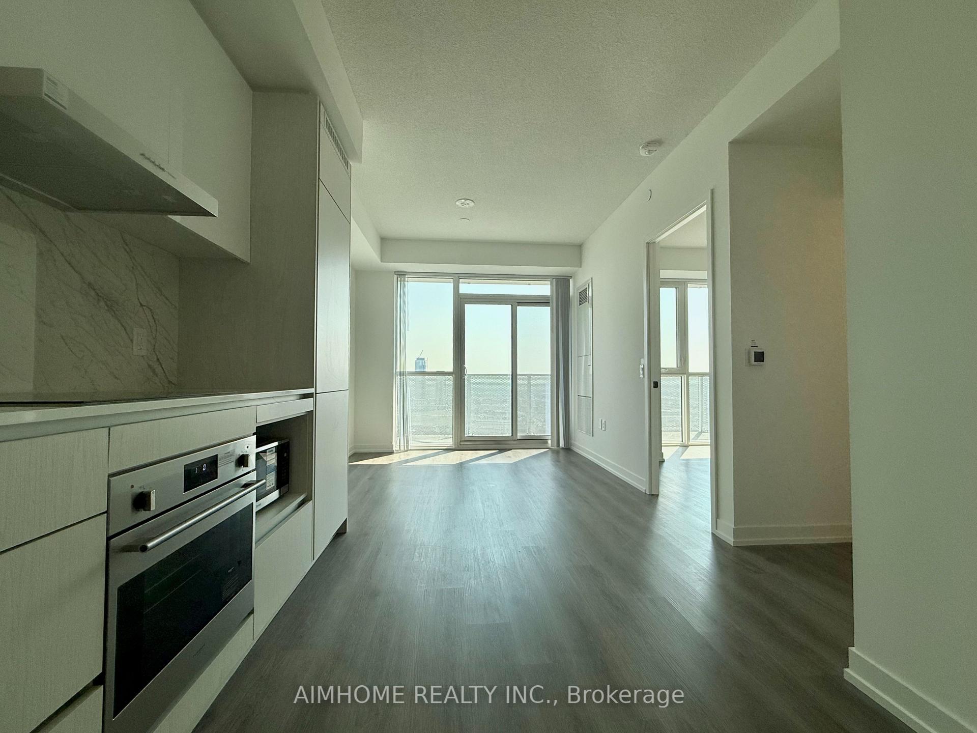 Photo 2 of Unit 3207, 28 Interchange Way, Vaughan, Vaughan Corporate Centre — HOMEH