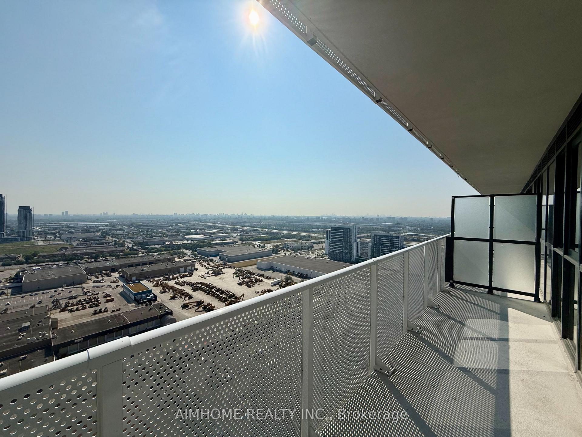Photo 13 of Unit 3207, 28 Interchange Way, Vaughan, Vaughan Corporate Centre — HOMEH