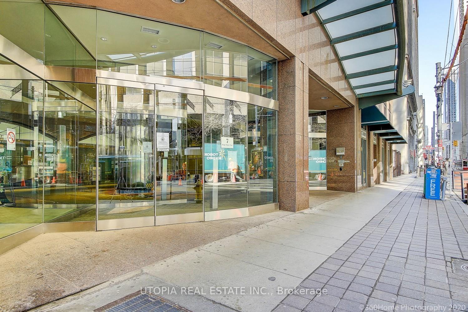 Photo 2 of Unit 1017, 7 King Street E, Toronto, Church-Yonge Corridor — HOMEH