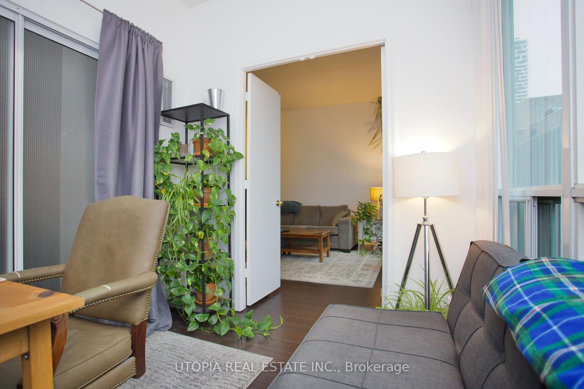 Photo 10 of Unit 1017, 7 King Street E, Toronto, Church-Yonge Corridor — HOMEH