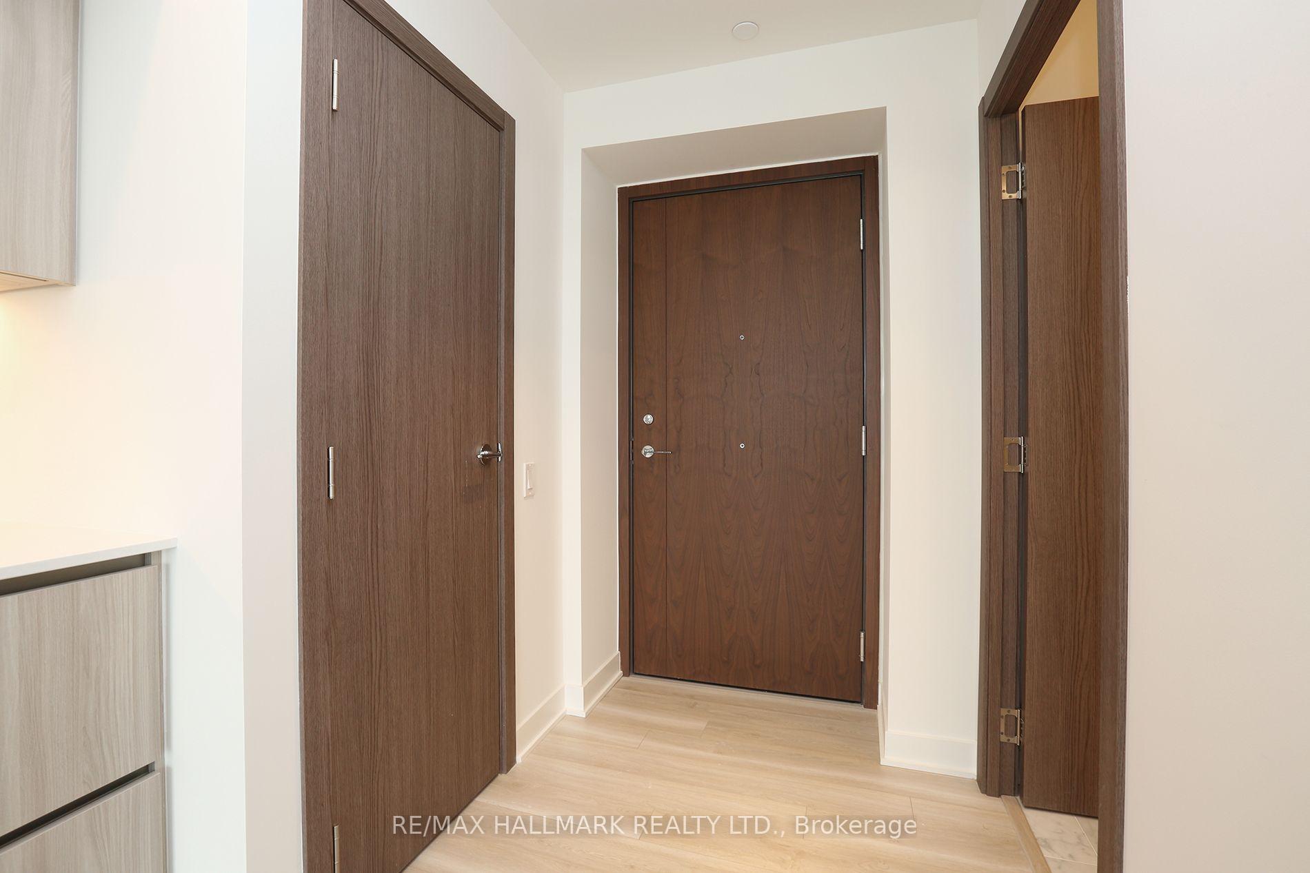Photo 2 of Unit 4007, 17 Bathurst Street, Toronto, Waterfront Communities — HOMEH