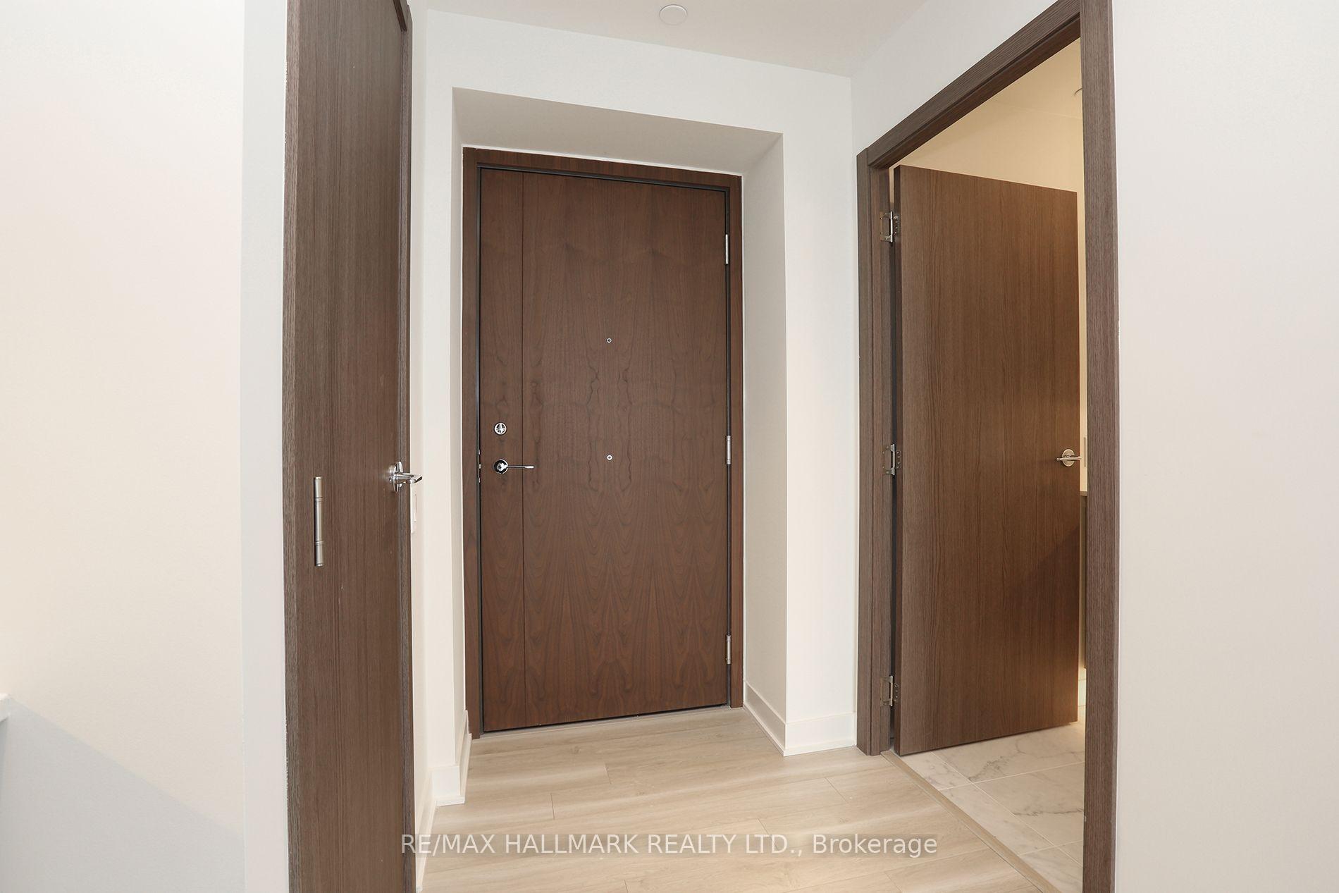 Photo 3 of Unit 4007, 17 Bathurst Street, Toronto, Waterfront Communities — HOMEH