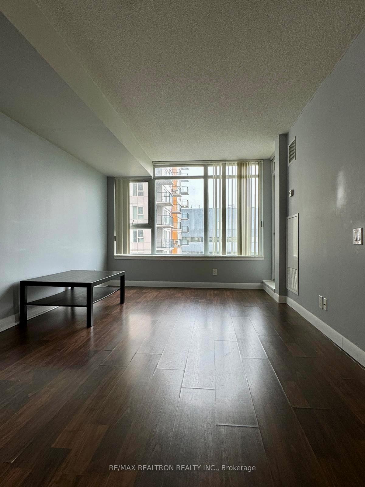 Front of Unit 1201, 190 Borough Drive