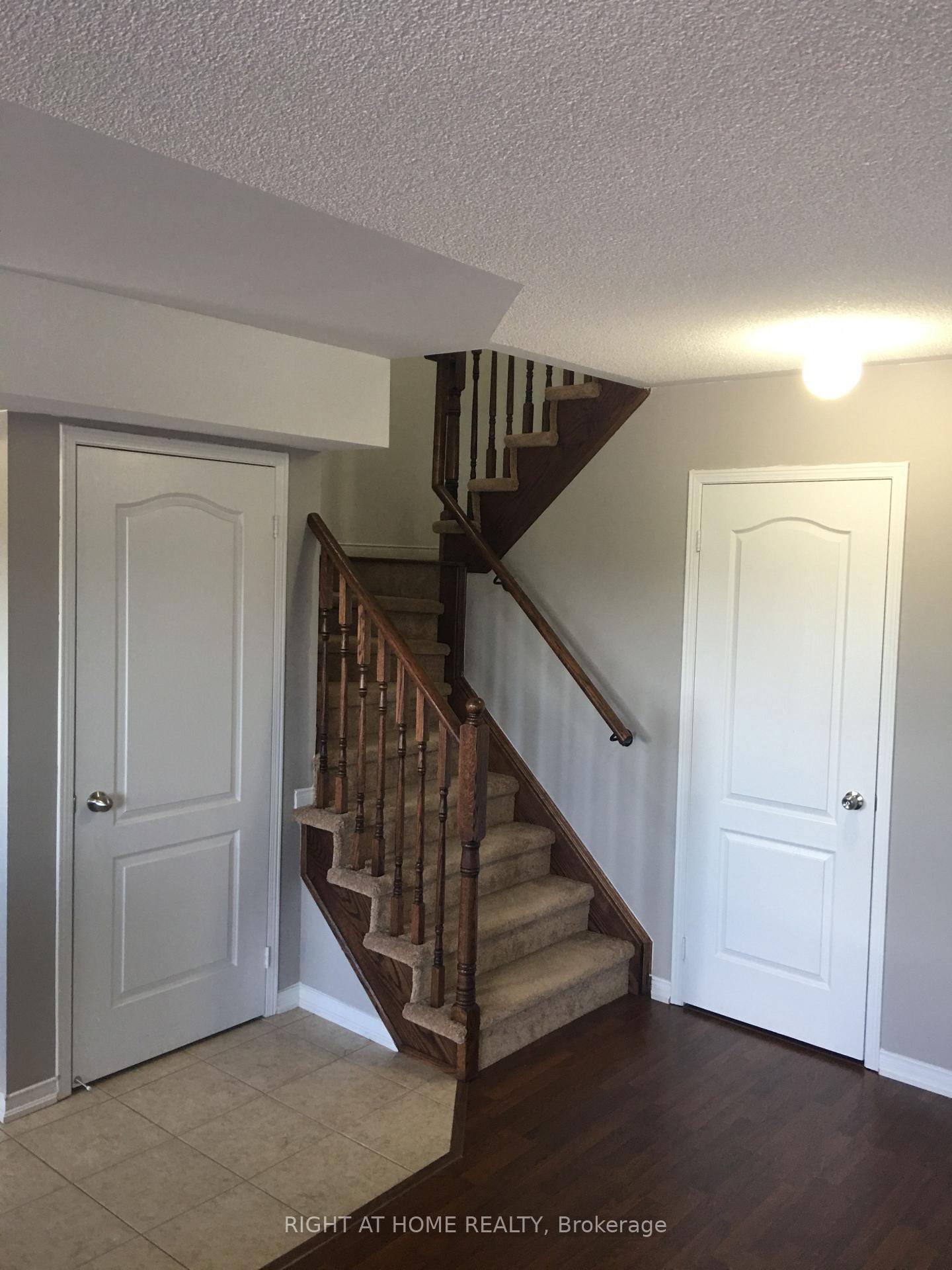 Photo 3 of Unit 29, 2508 Post Road, Oakville, River Oaks — HOMEH