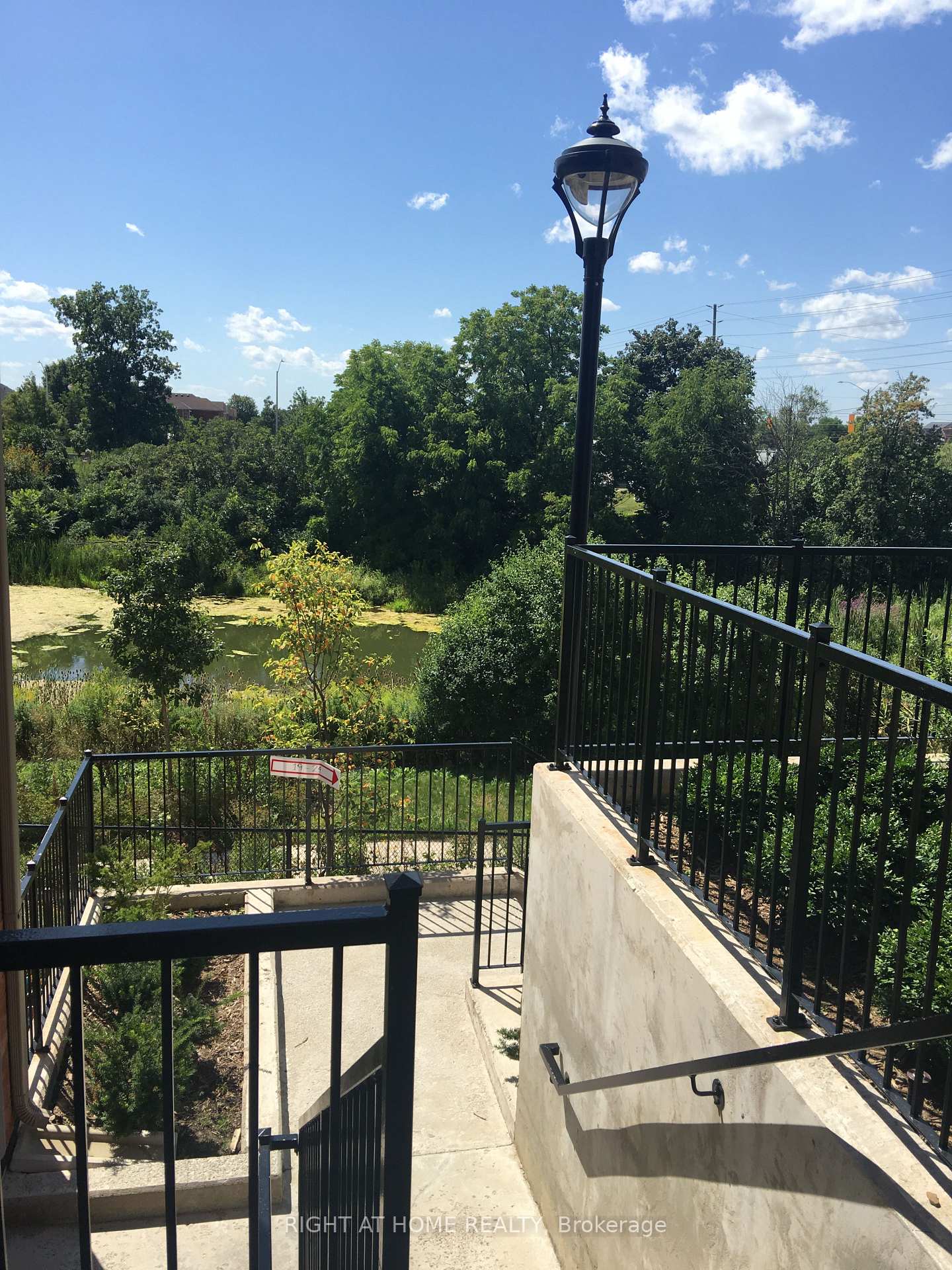 Photo 16 of Unit 29, 2508 Post Road, Oakville, River Oaks — HOMEH