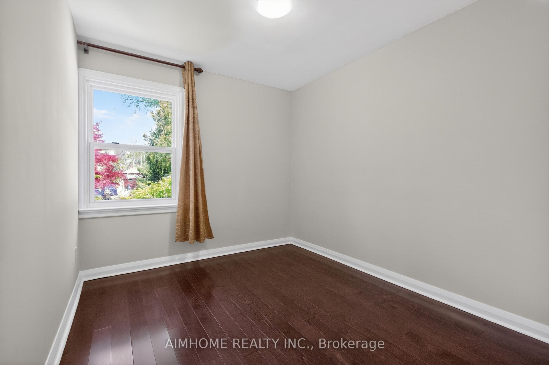 Photo 9 of 140 Meighen Avenue, Toronto, O'Connor-Parkview — HOMEH